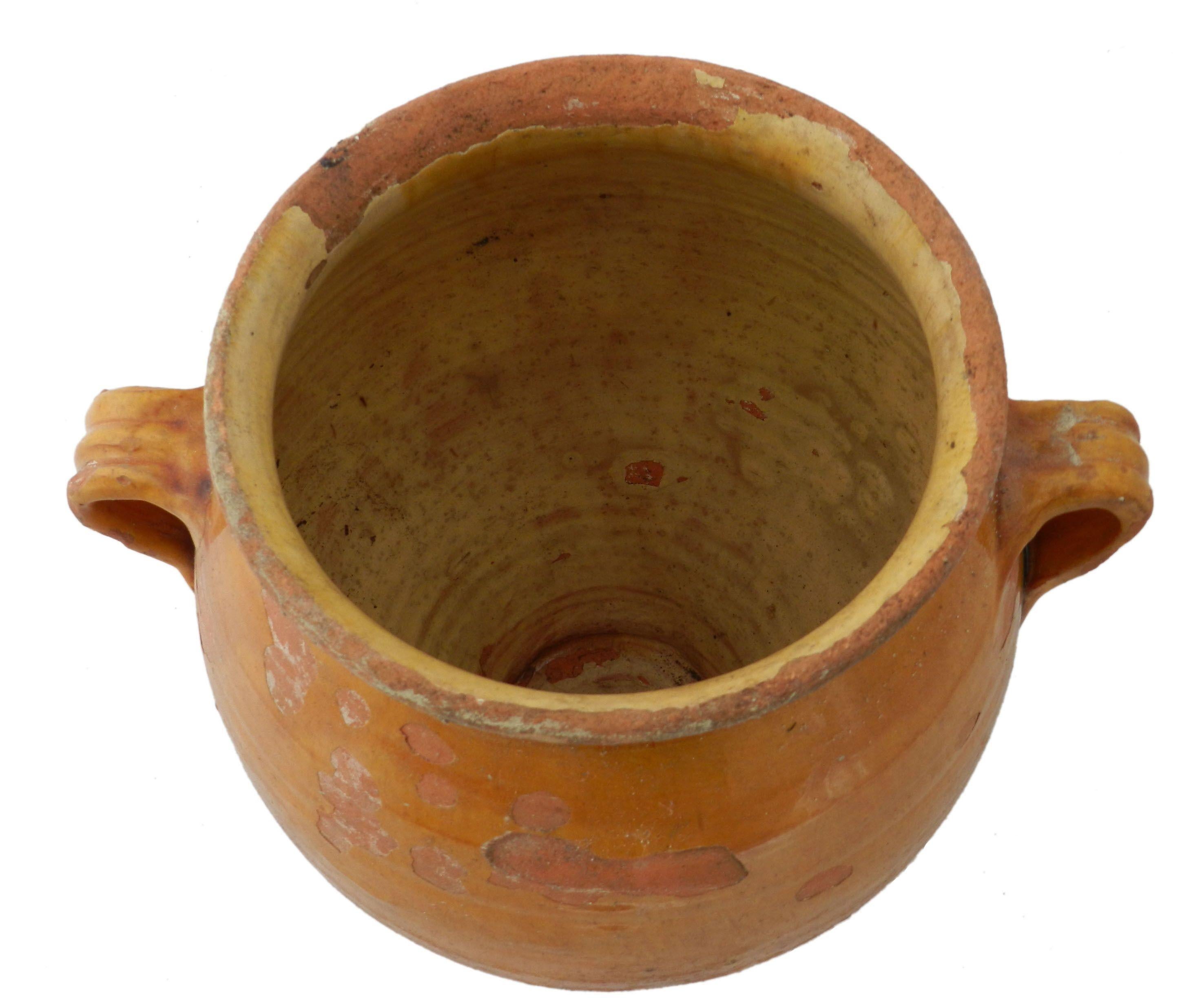terracotta pots with handles