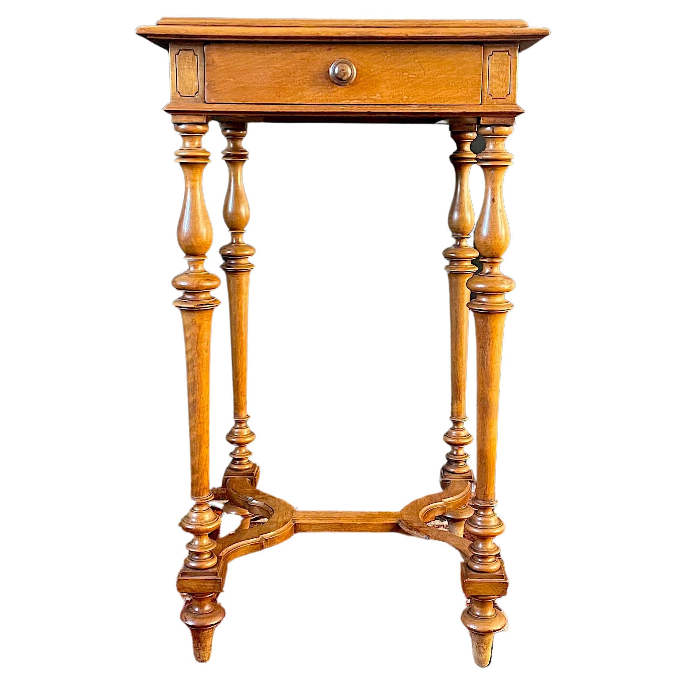 Console, table de nuit, table à piédestal - Louis XIII - XIXe - France  en vente