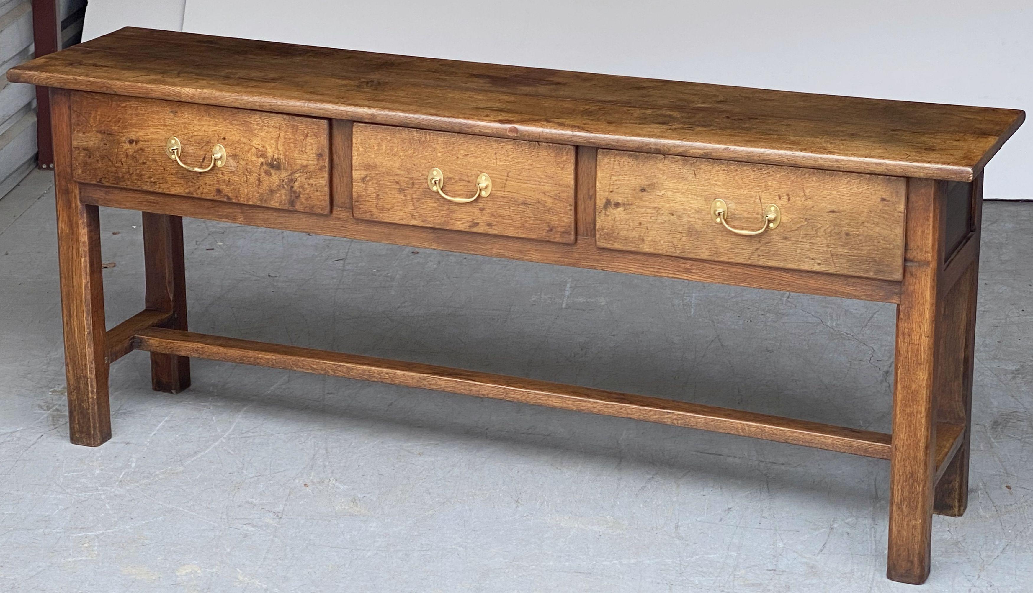 19th Century French Console Server or Sideboard of Chestnut