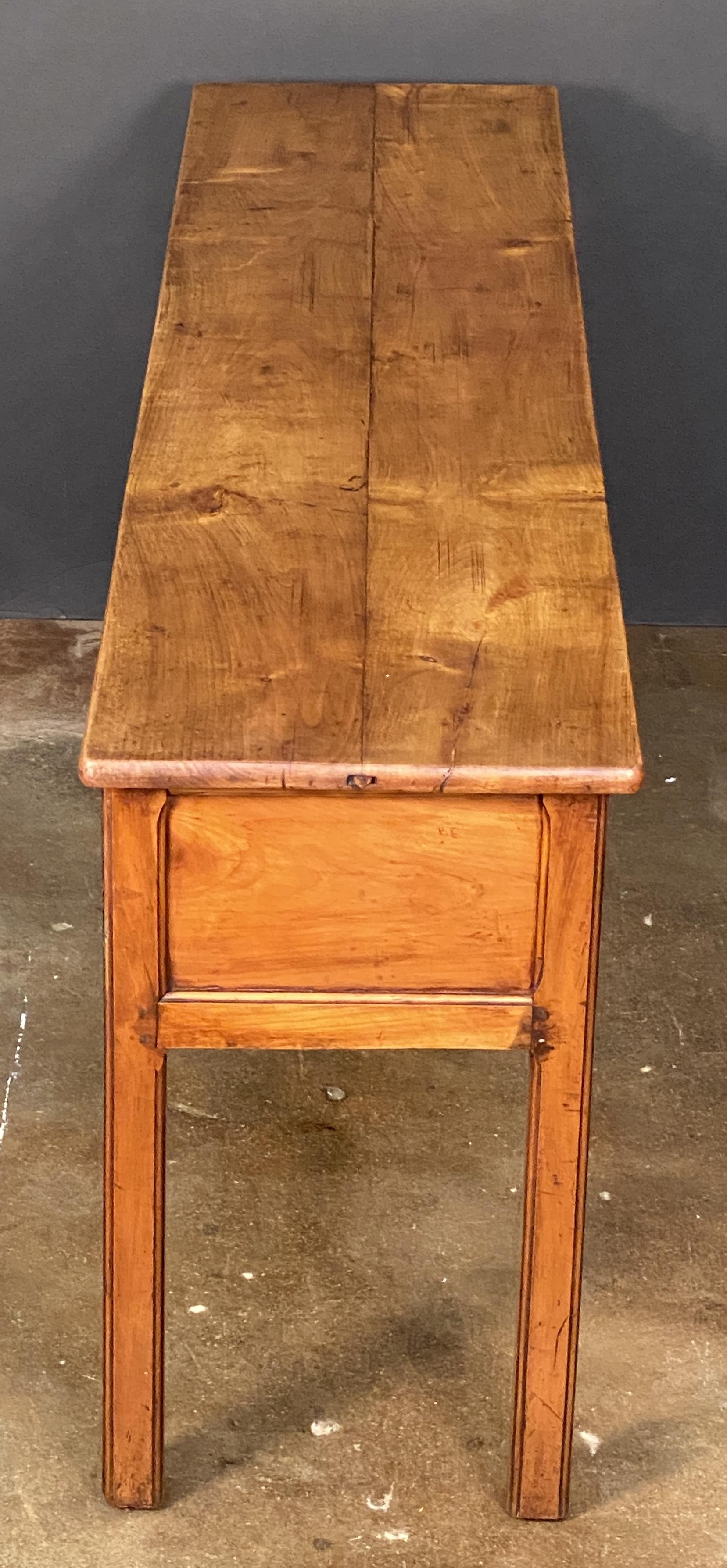 Console ou table d'appoint française en cerisier en vente 2