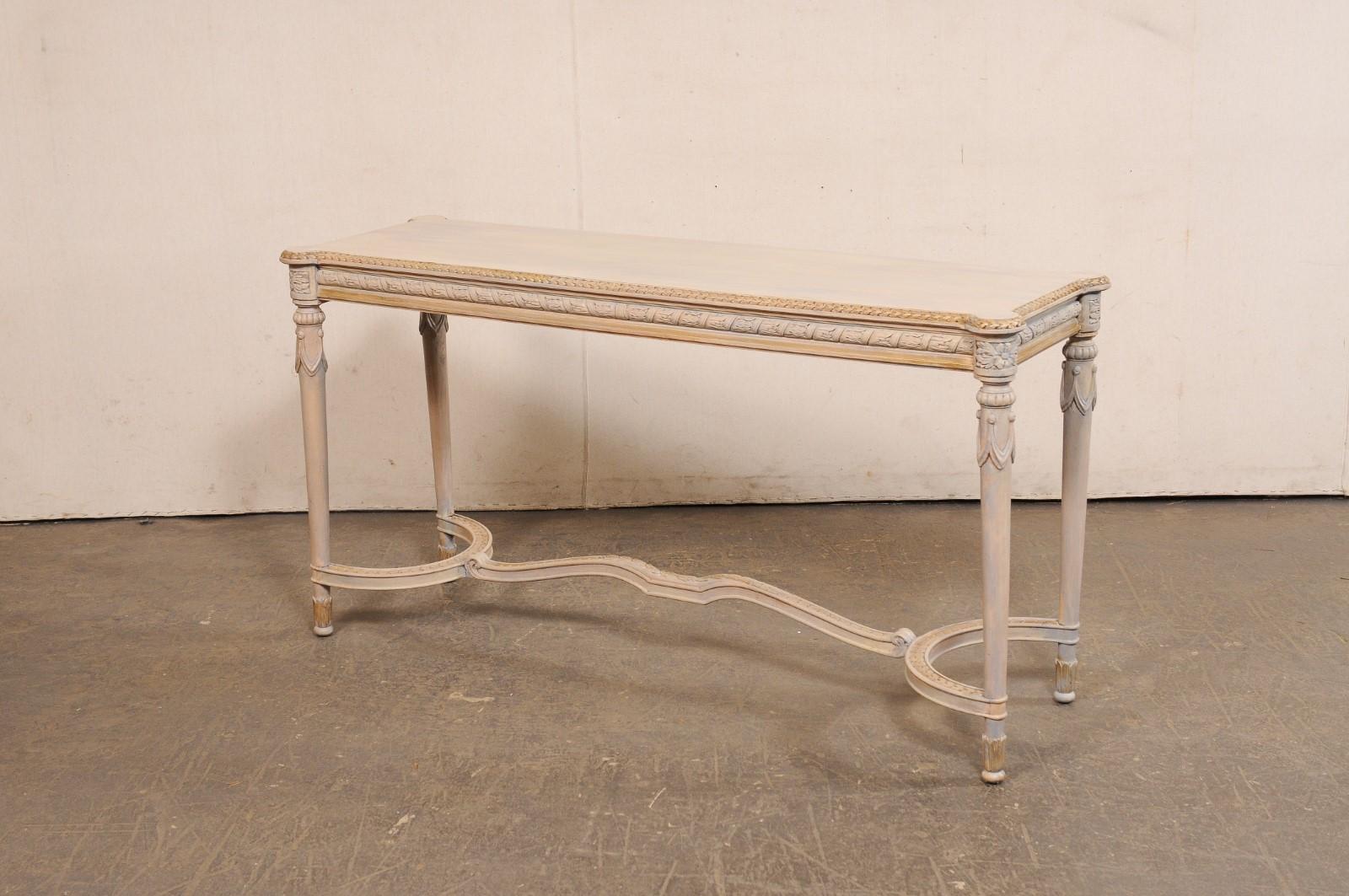French Console Table w/Nicely Carved Trim & Gold Accents, Mid 20th C. For Sale 8