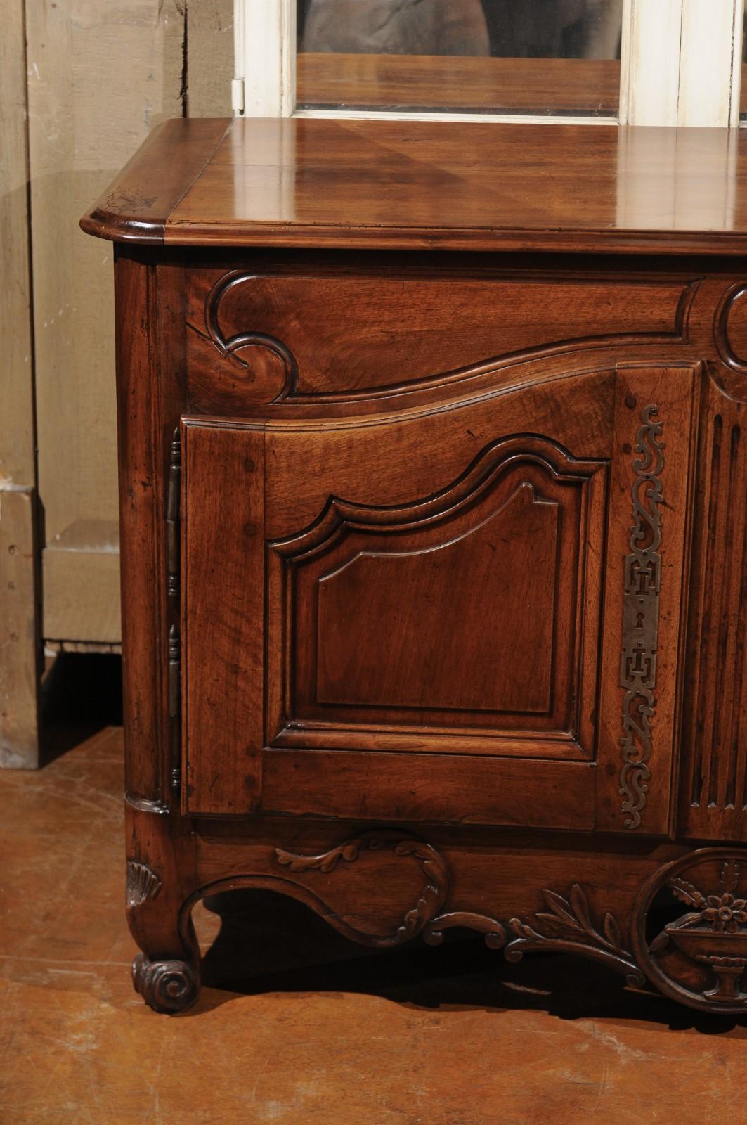 Hand-Carved French Consulate Period 1800s Walnut Buffet with Carved Foliage and Urn Motifs