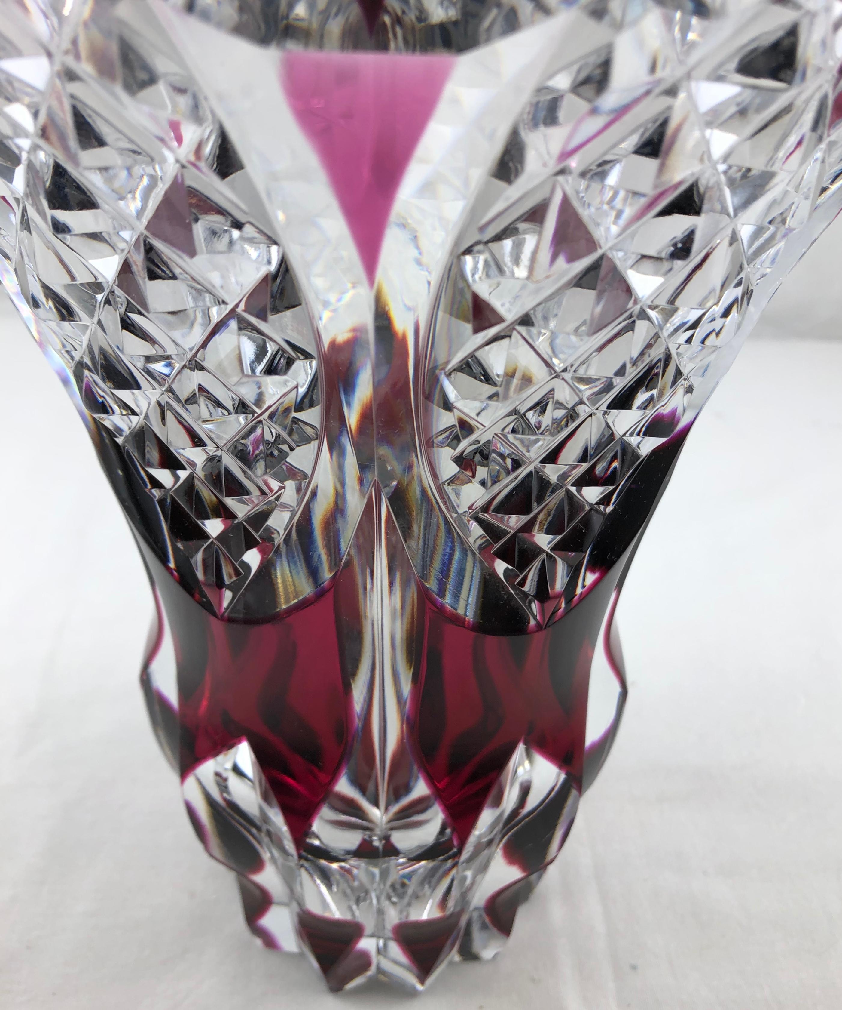 French Cut Crystal Flower Vase Amethyst or Pink Red  In Good Condition For Sale In Miami, FL