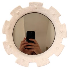 Specchio francese contemporaneo in ceramica, "Gioielli" di Renzo Maar