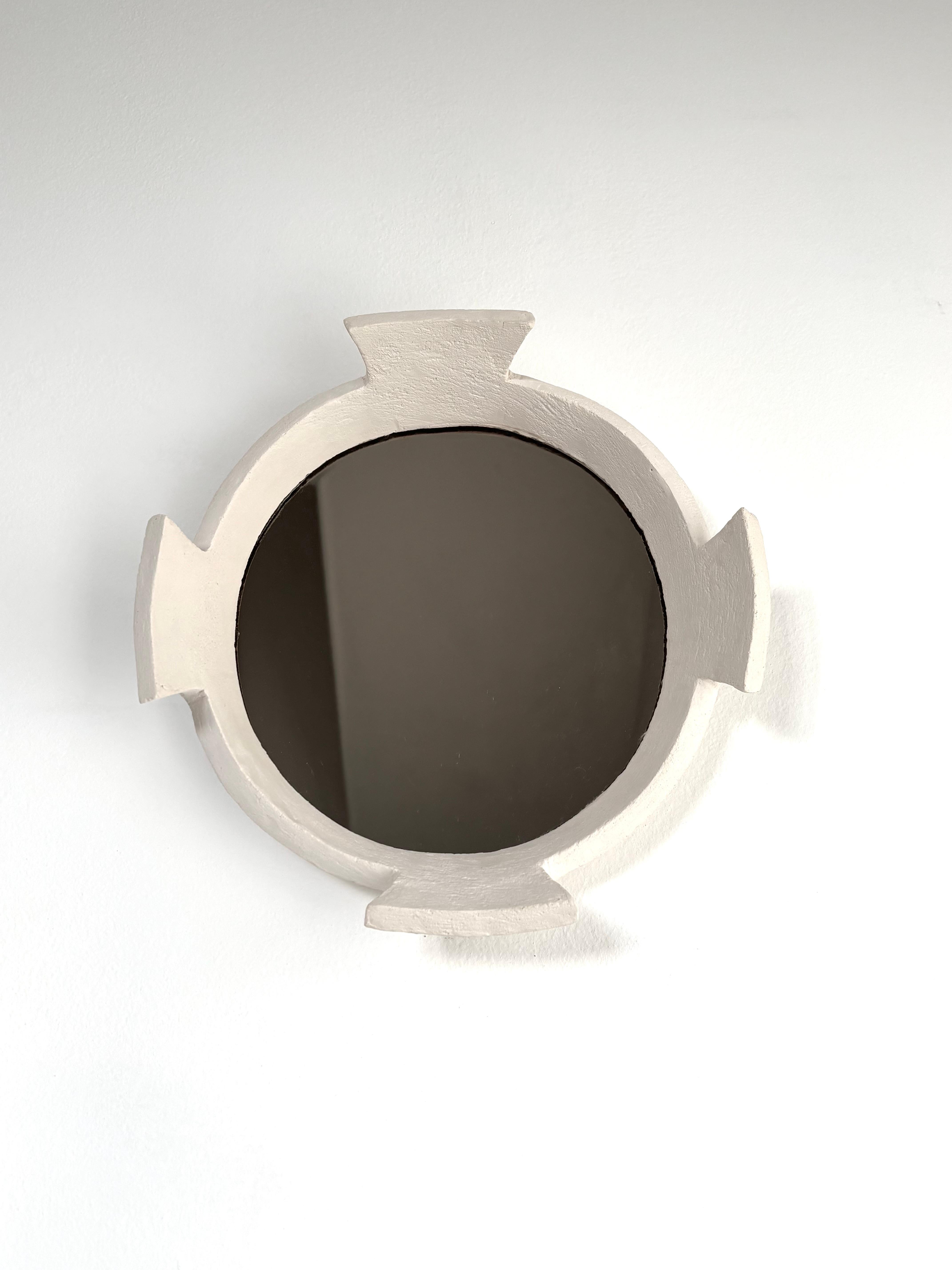 Zeitgenössischer französischer Keramikspiegel 