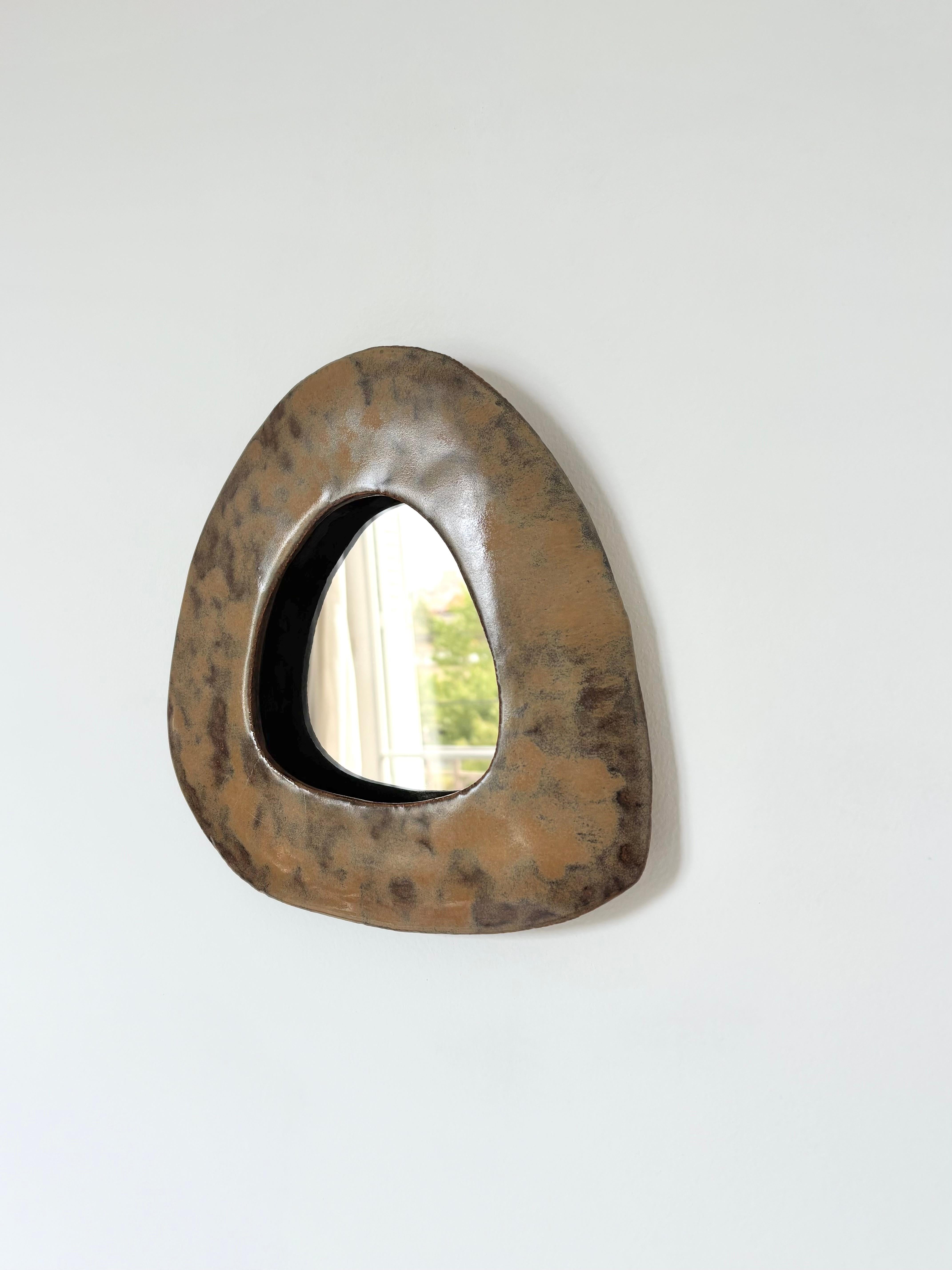 Zeitgenössischer französischer Keramikspiegel, 