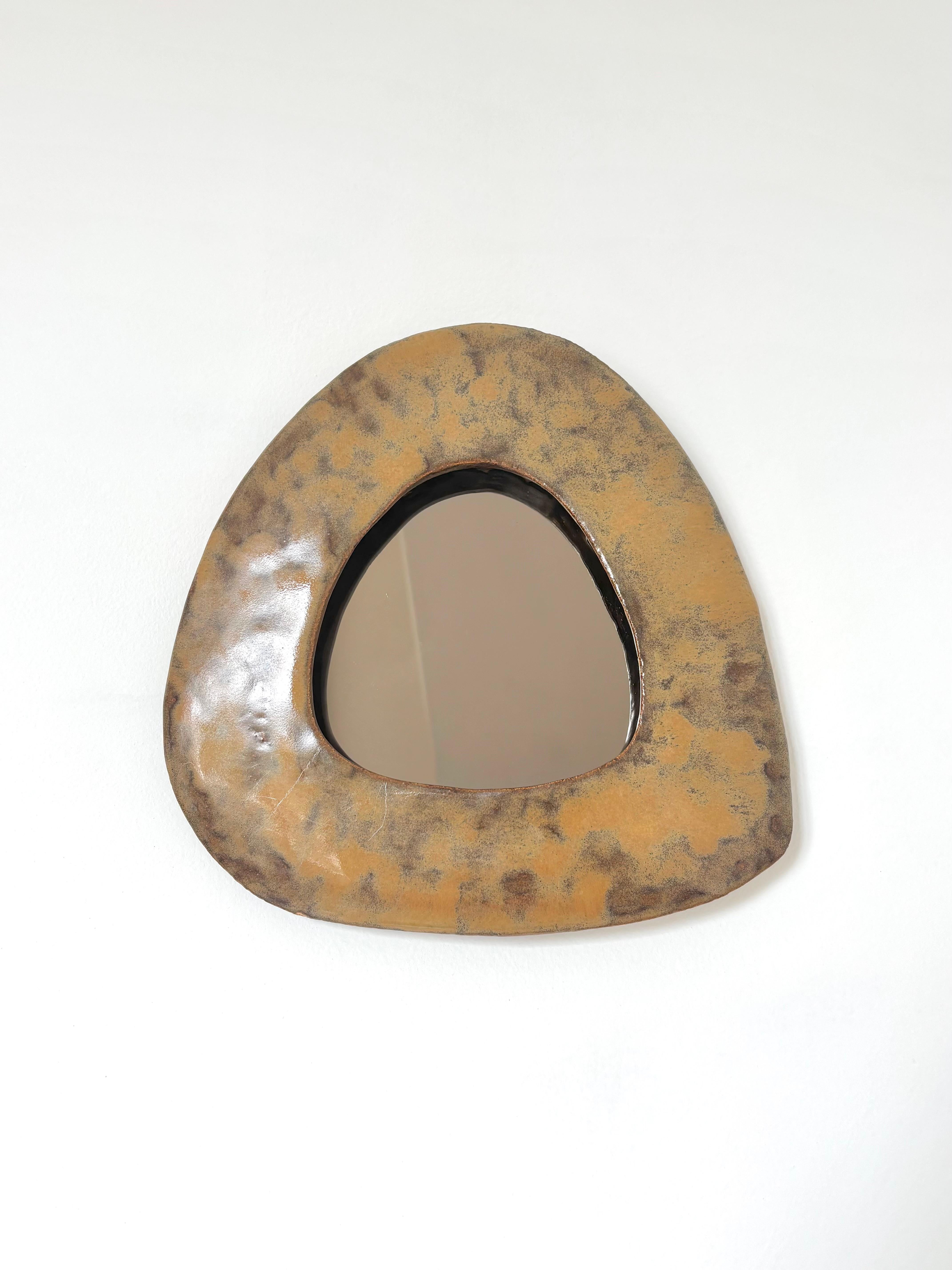 Zeitgenössischer französischer Keramikspiegel, 