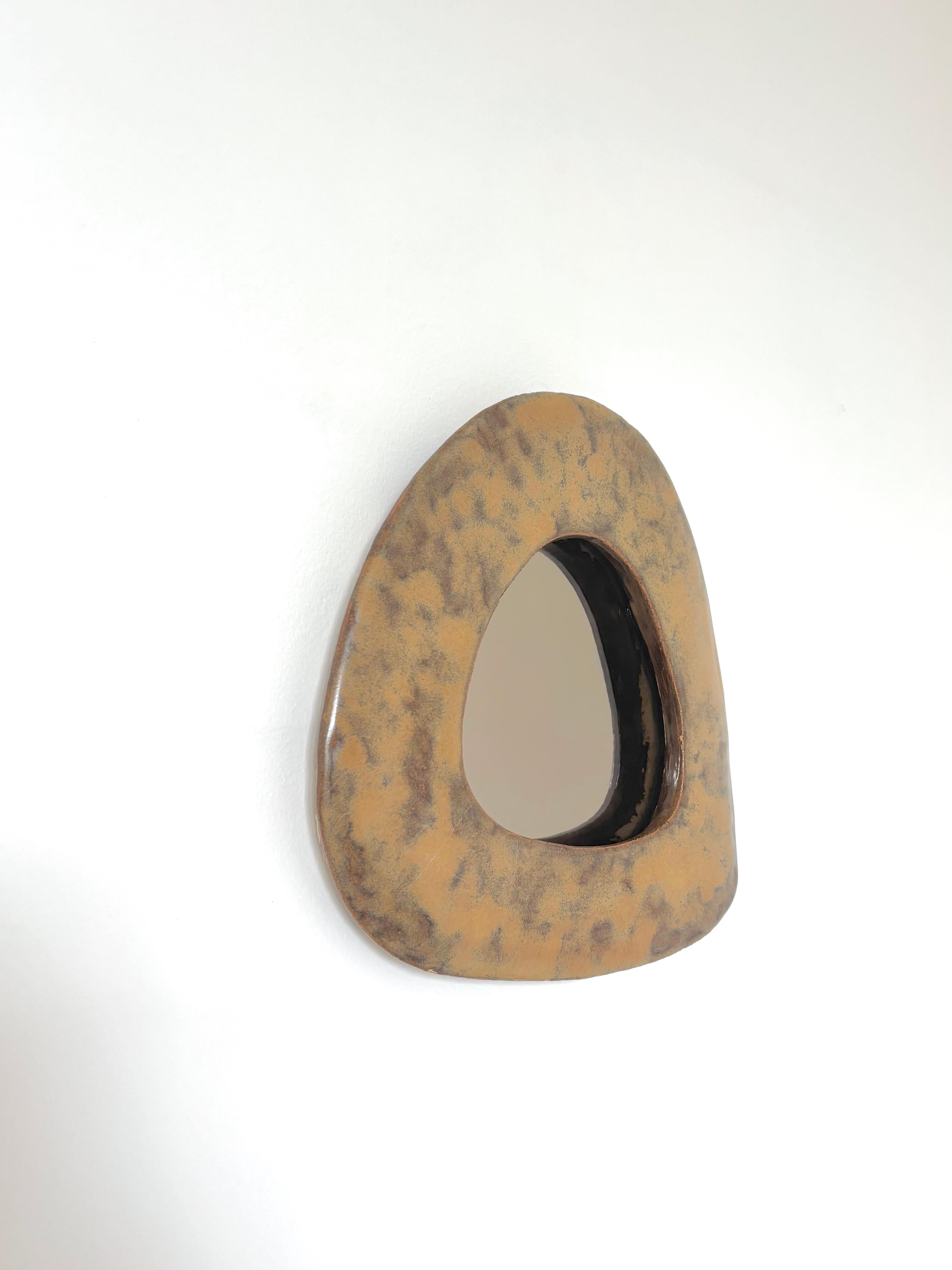 Zeitgenössischer französischer Keramikspiegel, 