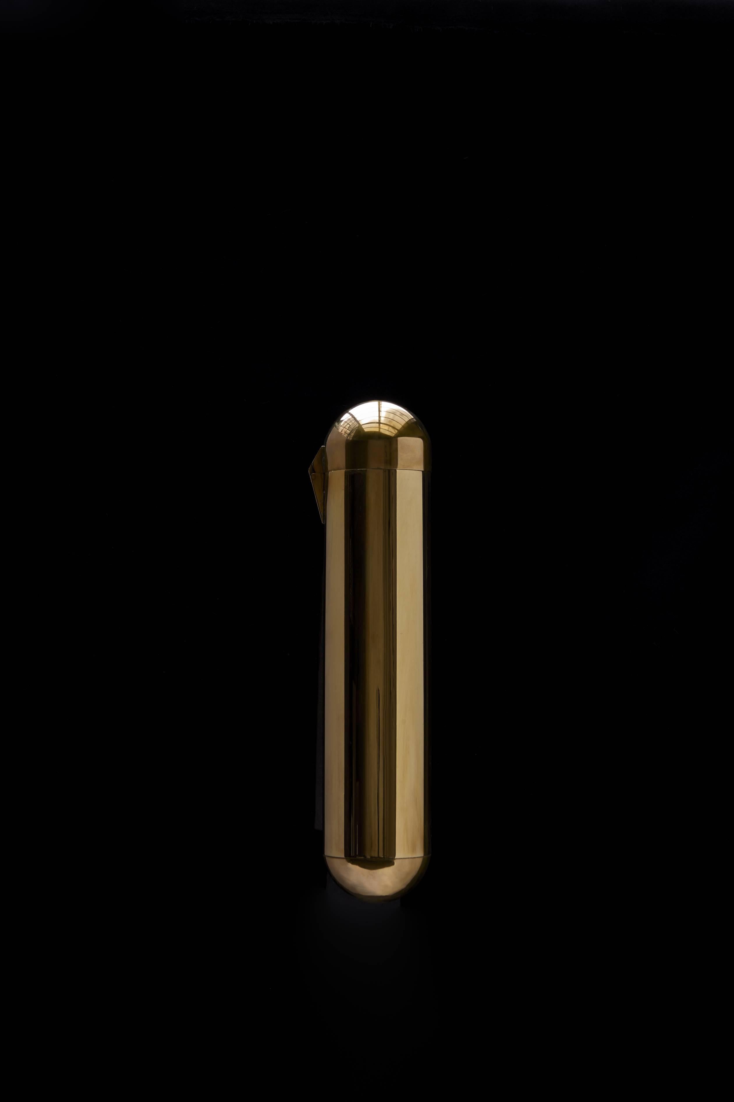 This is not just a lamp. It is light itself.
Look at the future: it’s there in your hand.

That is the genius of its inventor. Ilia Sergeevich Potemine is Russian. Better still, he’s Italian-Russian : the original double agent. You may think he’s