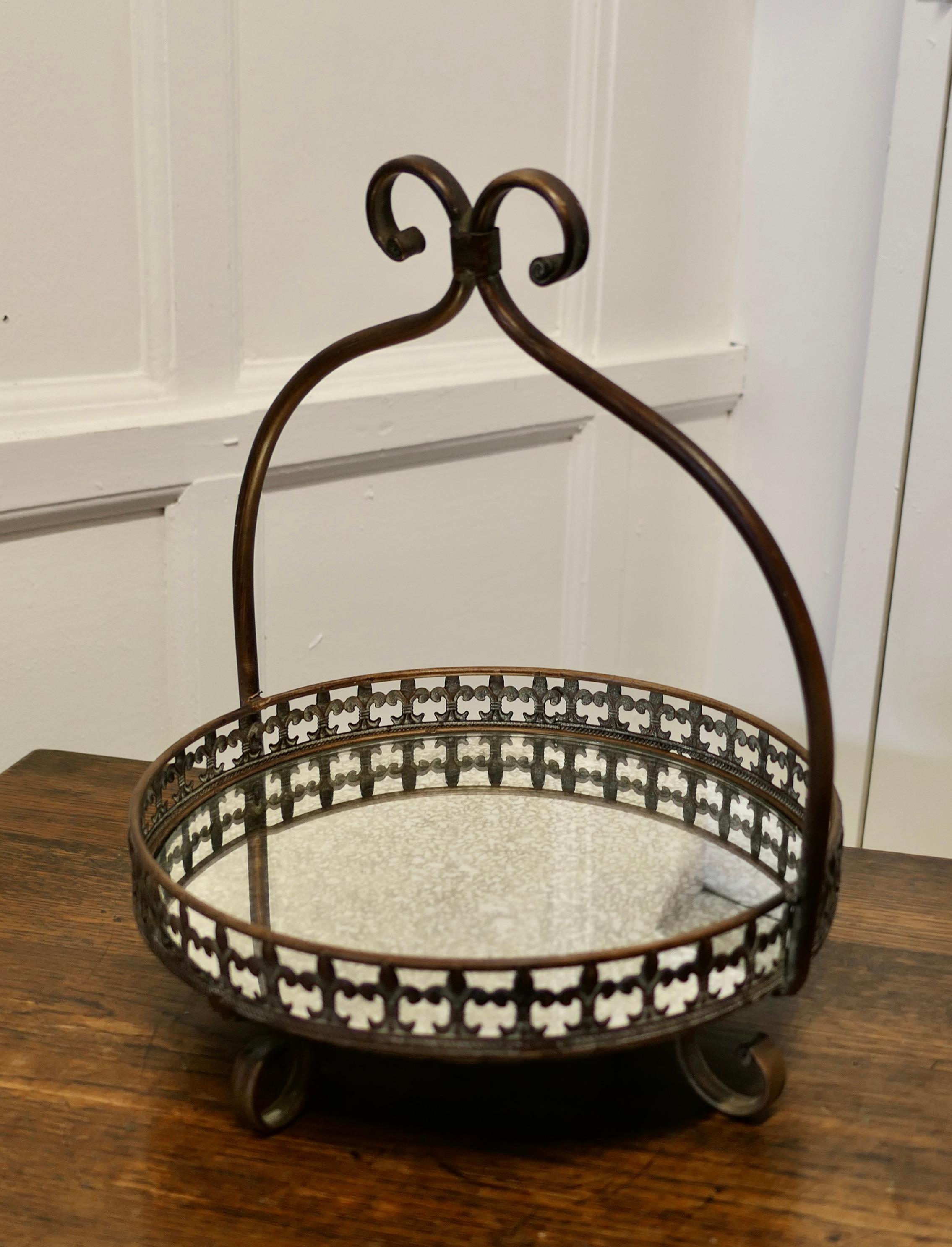 20th Century French Copper and Mirrored Bottomed Cake Stand For Sale