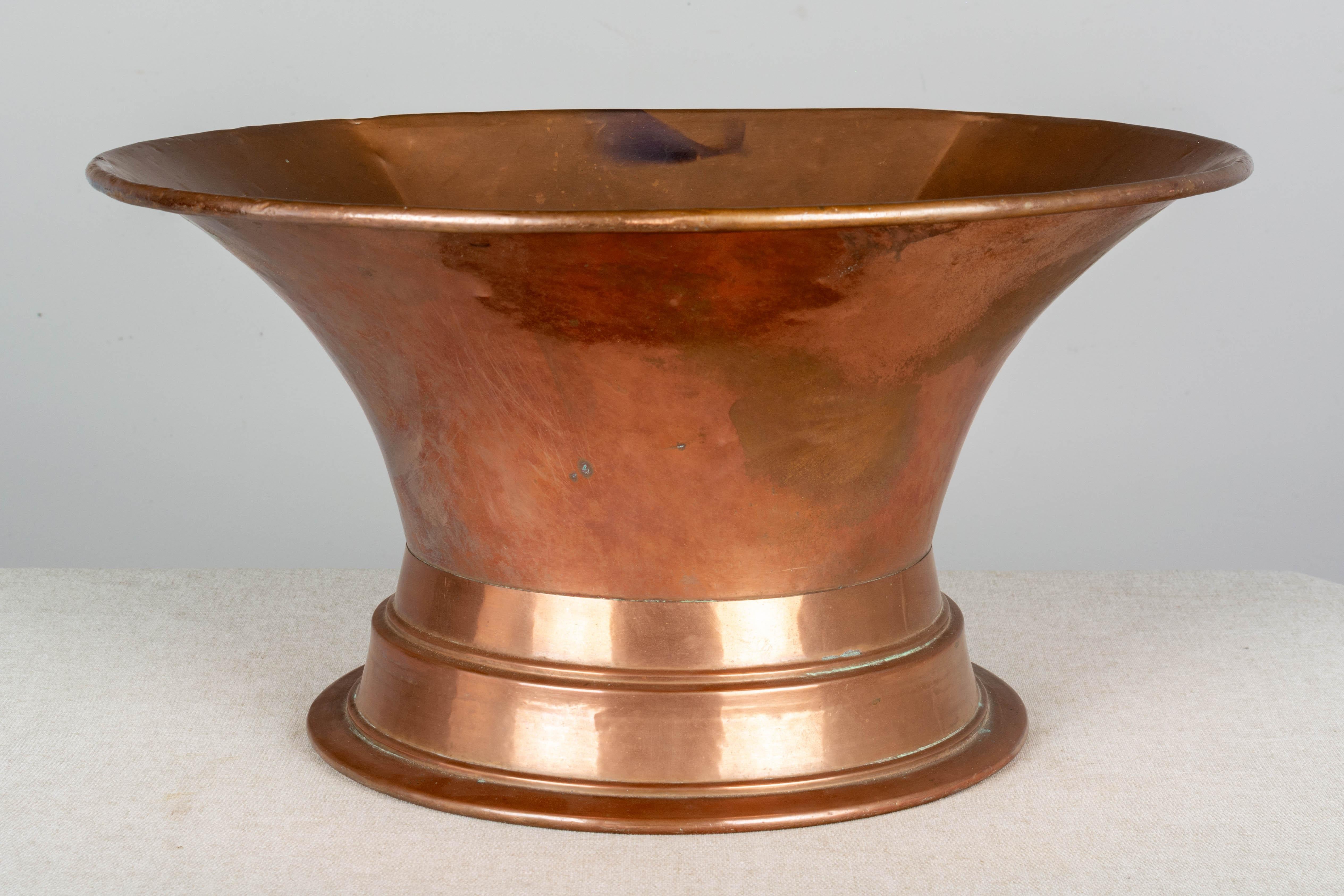 French Copper Lavabo with Large Basin 3
