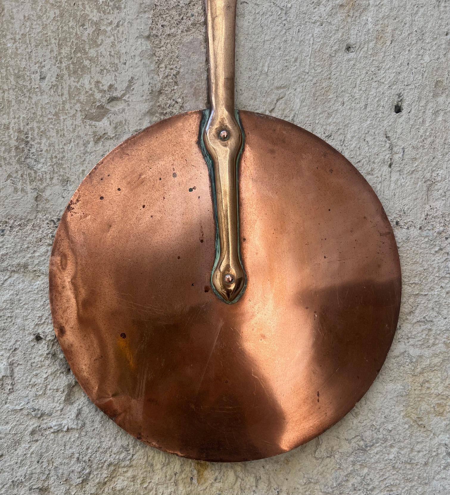 French Provincial French Copper Lid by Minard Cornu, C. 1910 For Sale
