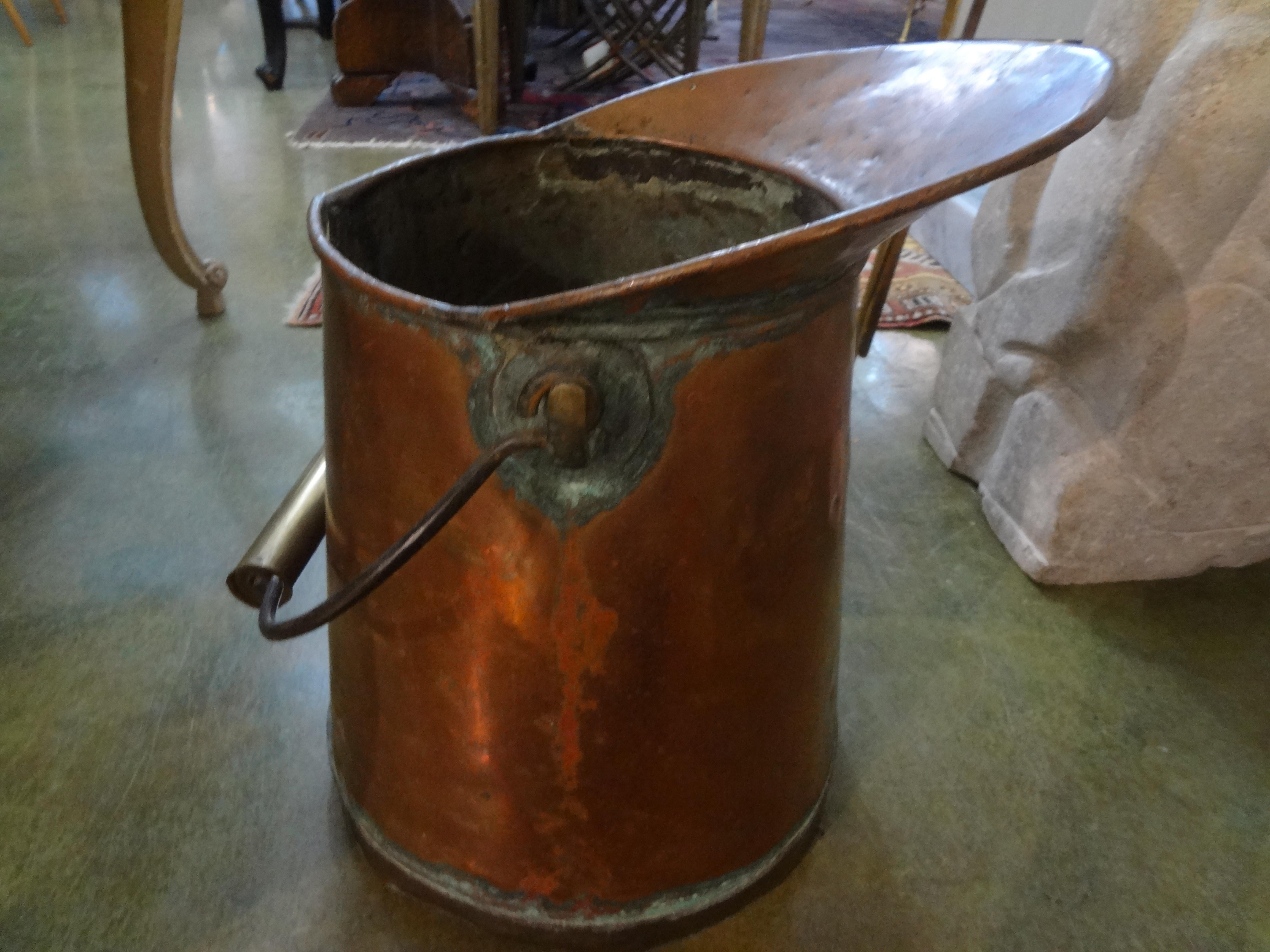 French Copper Watering Pitcher with Brass Trim In Good Condition In Houston, TX