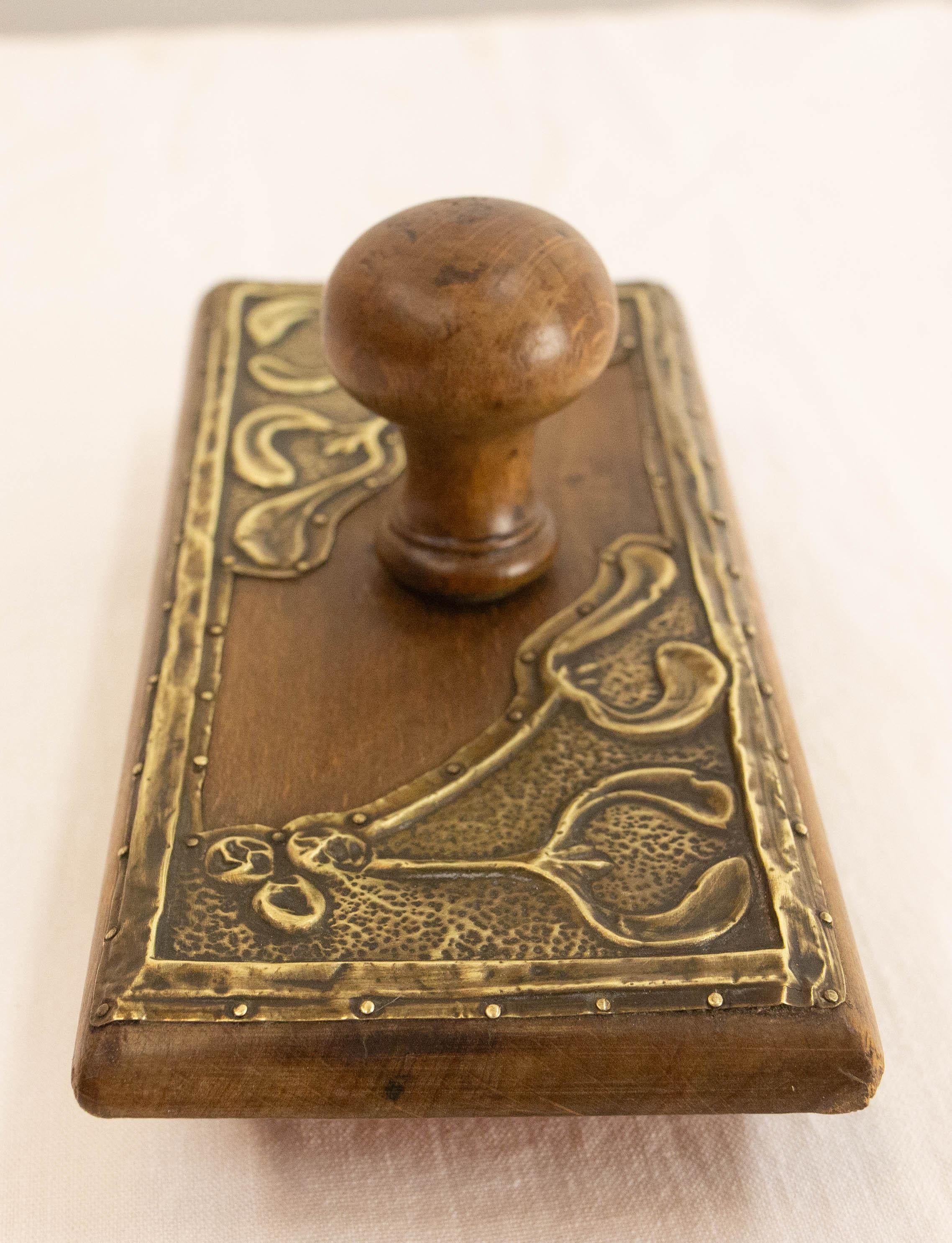 French Copper & Wood Desk Art Nouveau Ink Blotter, circa 1920 In Good Condition For Sale In Labrit, Landes