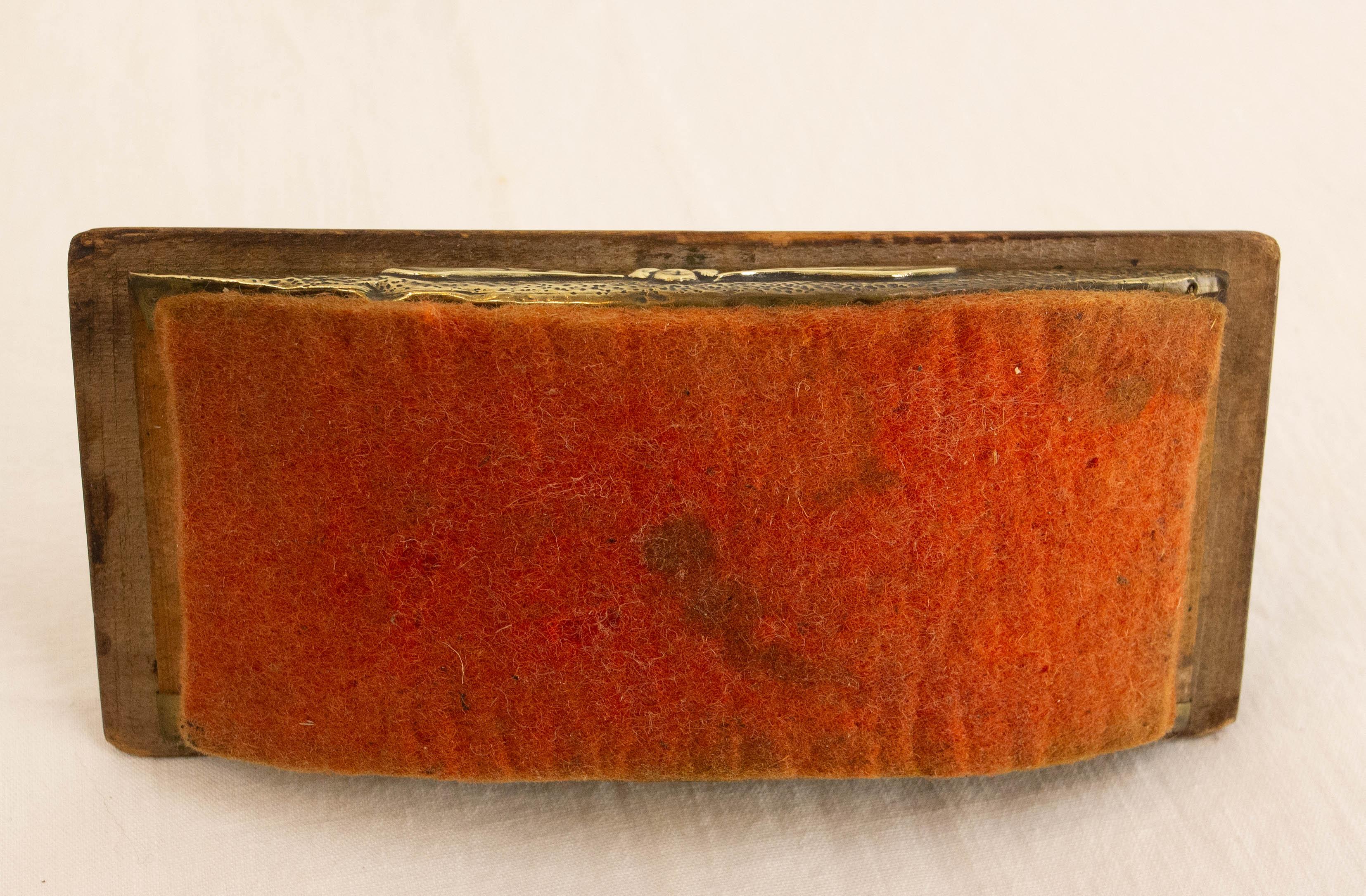 French Copper & Wood Desk Art Nouveau Ink Blotter, circa 1920 For Sale 3