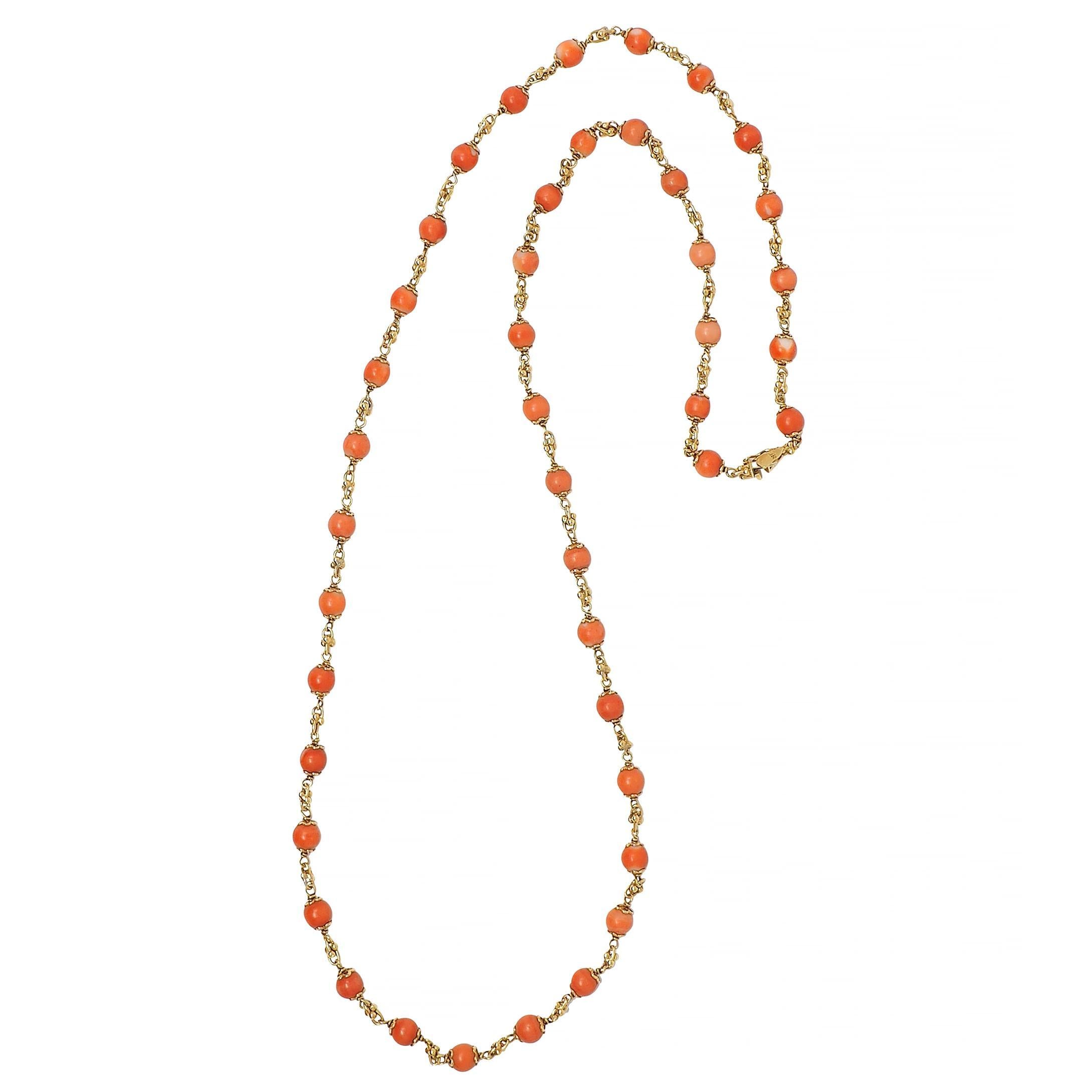 French Coral 18 Karat Yellow Gold Vintage Beaded Chain Link Bracelet & Necklace 14
