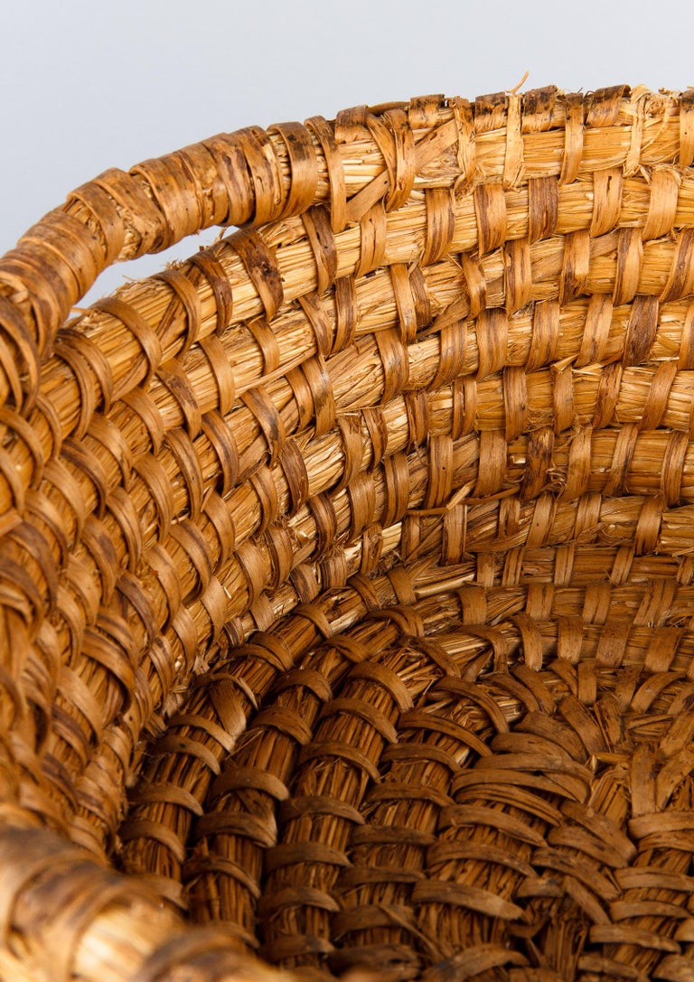 French "Corbeille" Straw Basket from Provence, 20th Century at 1stDibs