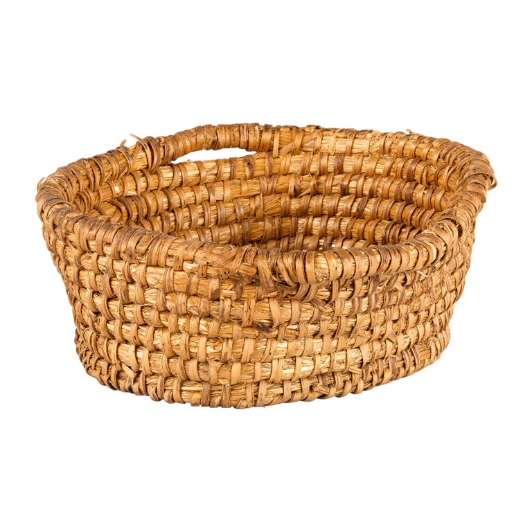 French "Corbeille" Straw Basket from Provence, 20th Century at 1stDibs
