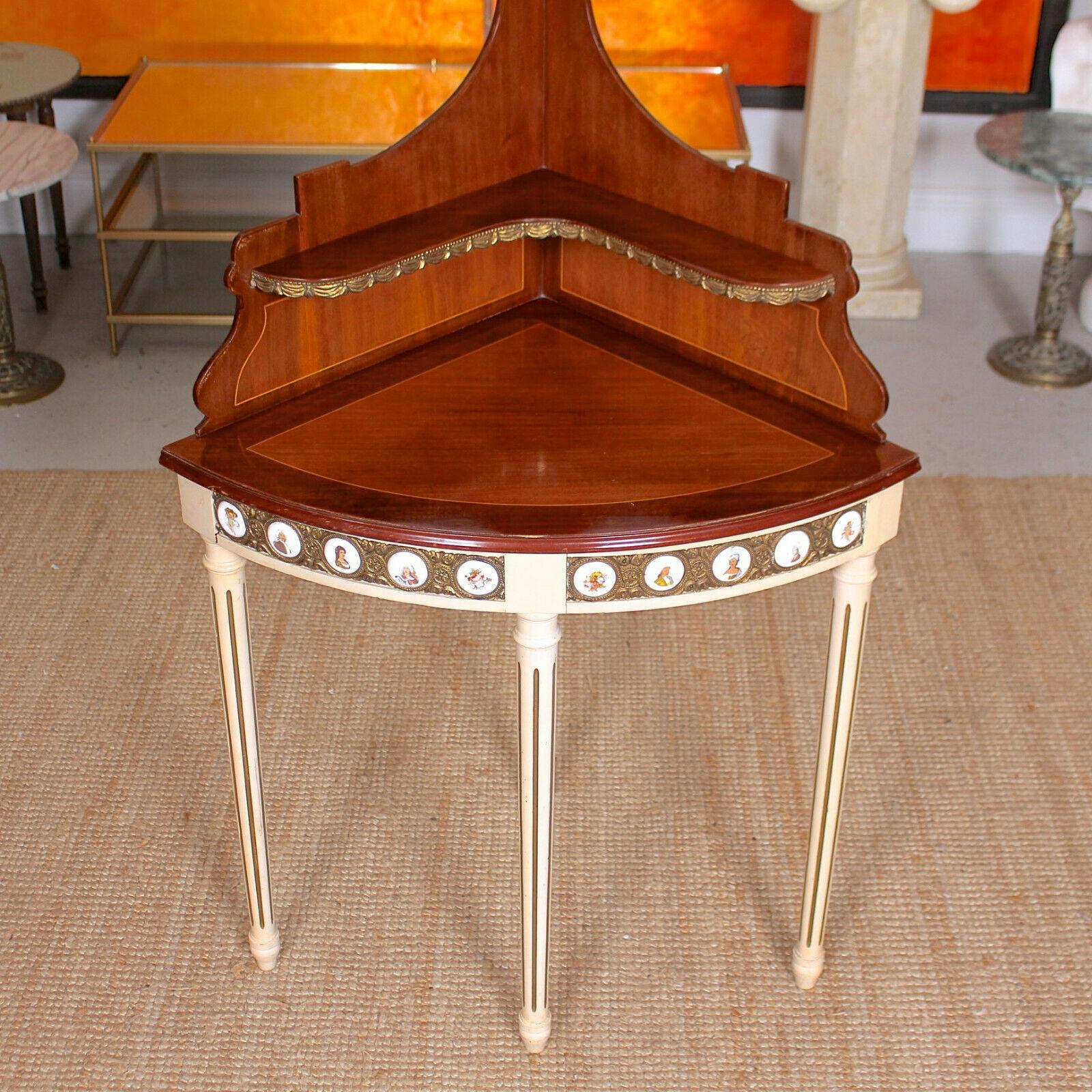 French Corner Table Painted Mahogany Brass For Sale 2