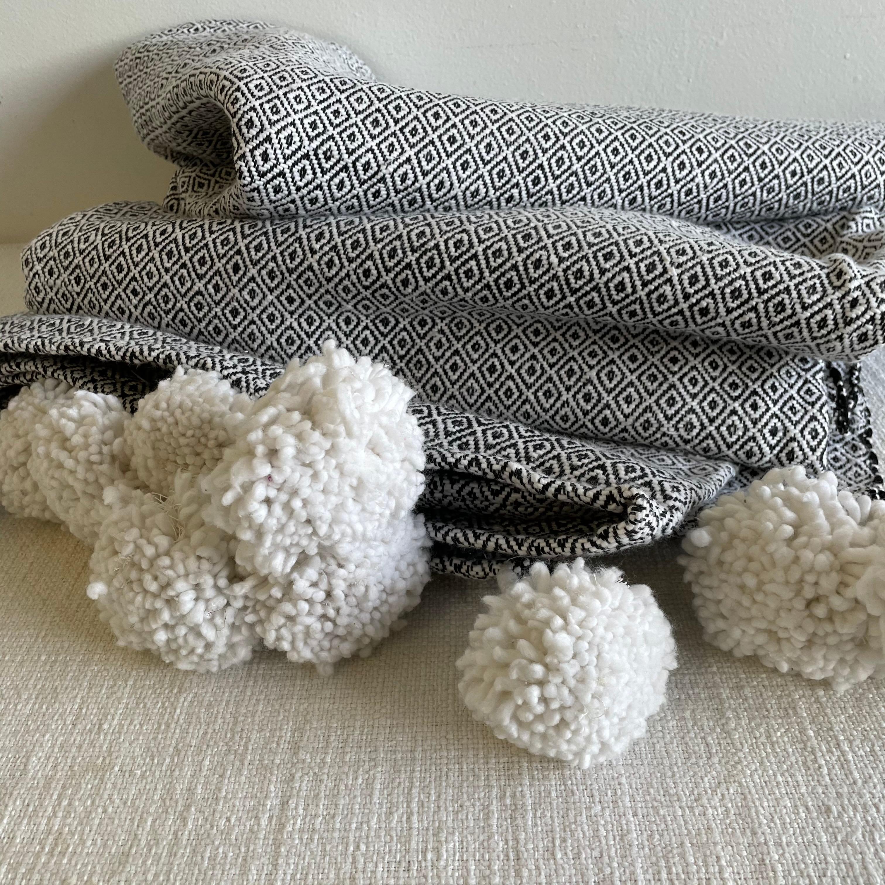European French Cotton King Size Throw with Tassels For Sale