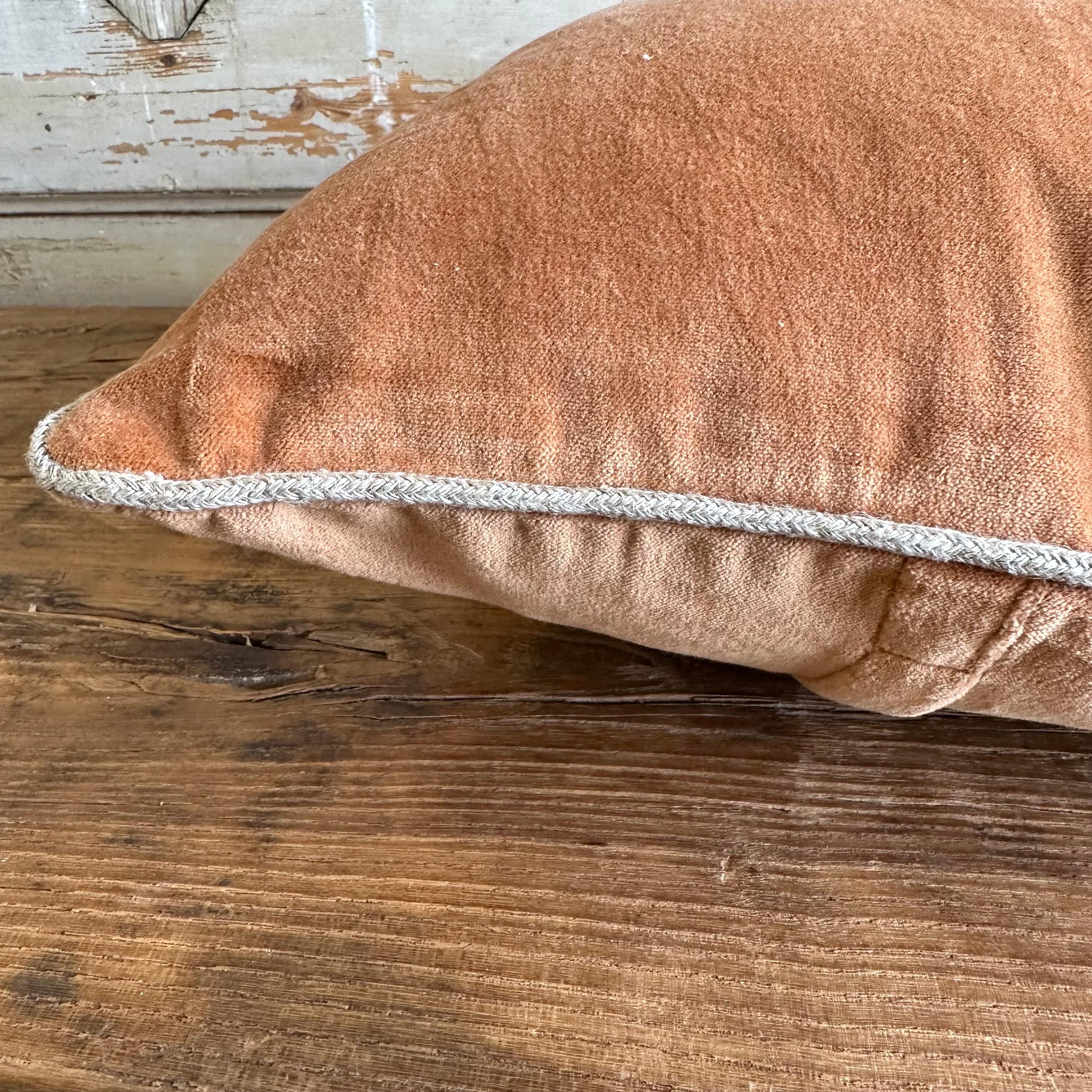 French Cotton Velvet Lumbar Pillow with Jute Trim In New Condition For Sale In Brea, CA