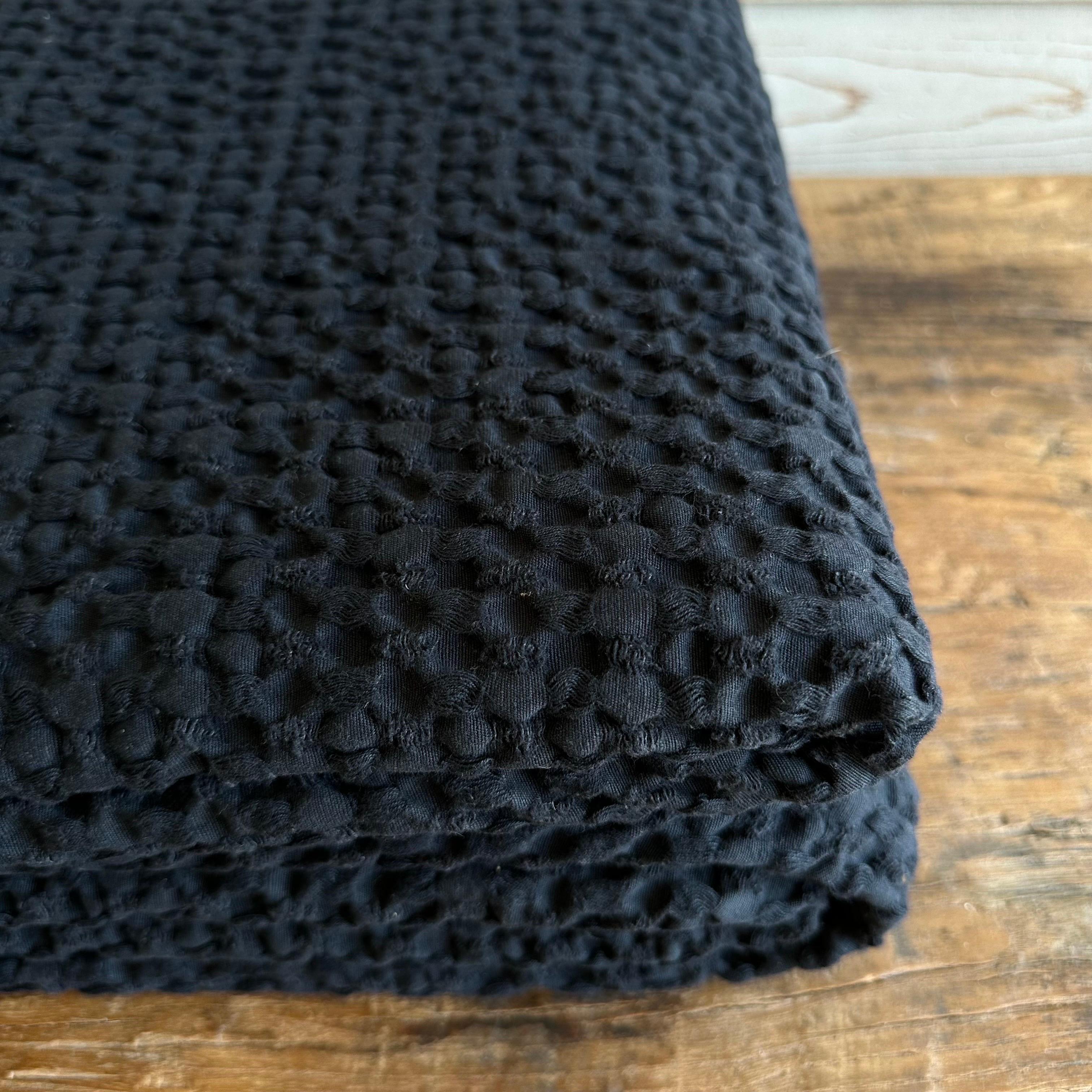 Organic Modern French Cotton Waffle Woven Bed Size Blanket in Noir For Sale