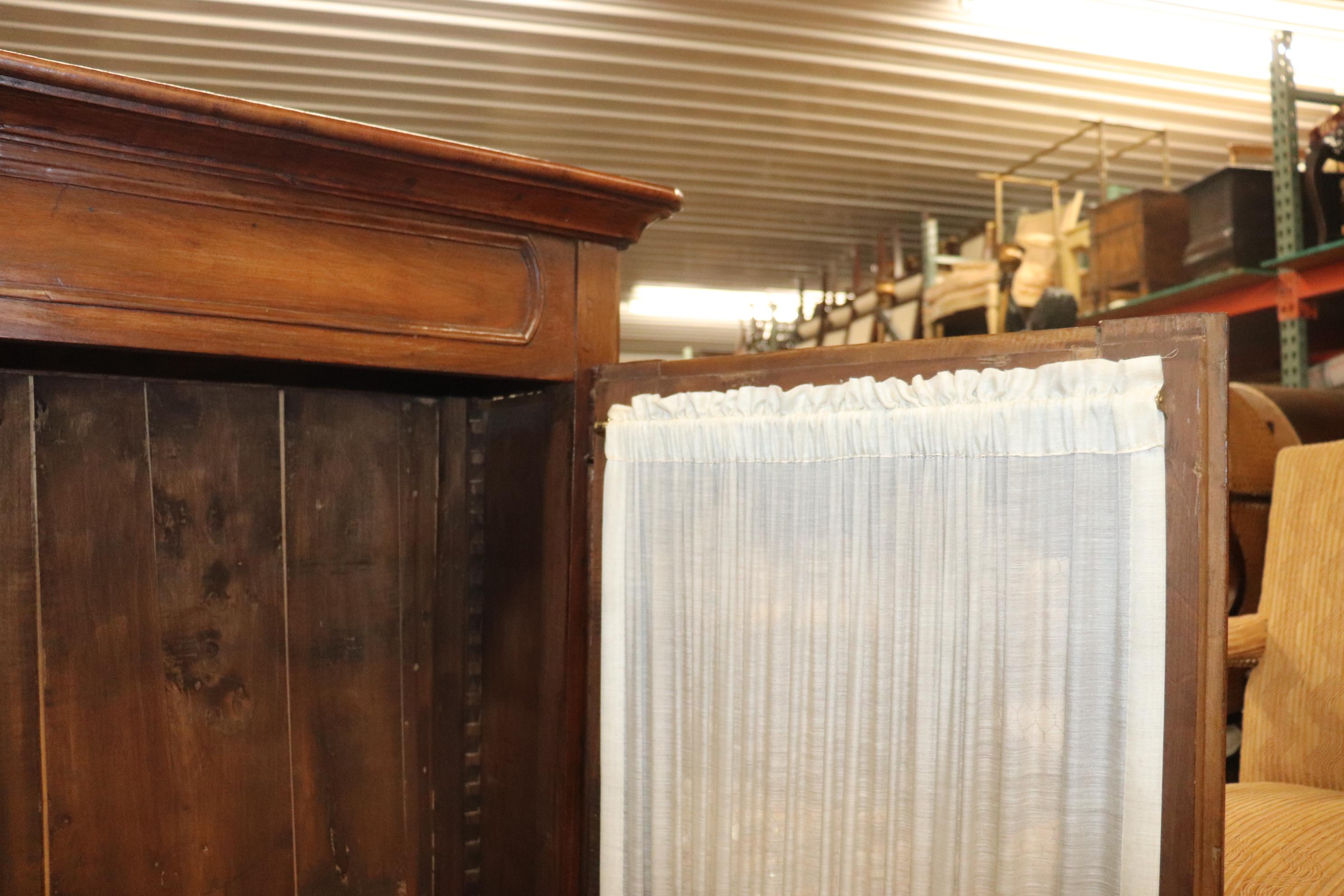 French Country Antique 1790s Era Armoire with Mesh Doors In Good Condition In Swedesboro, NJ