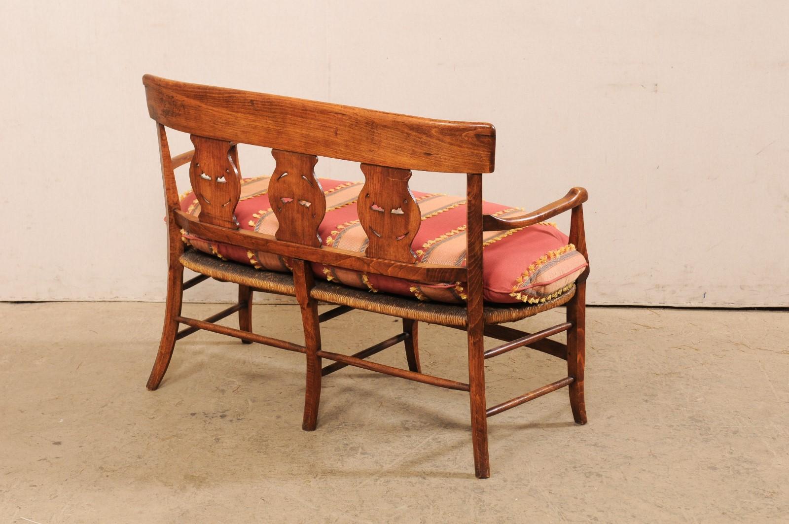 French Country Bench W/Neoclassic Elements Has Rushed Seat & Upholstered Cushion In Good Condition In Atlanta, GA