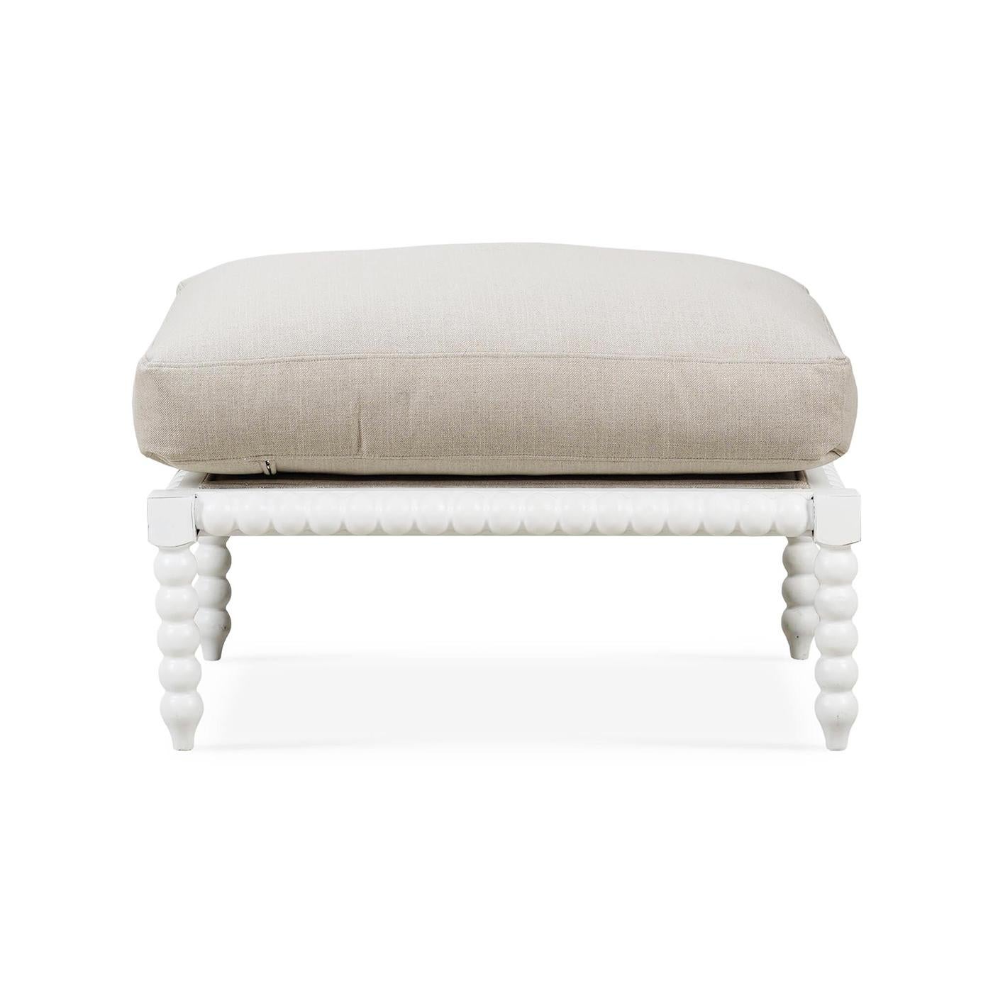 Country Ottoman Bobbin à la française en vente