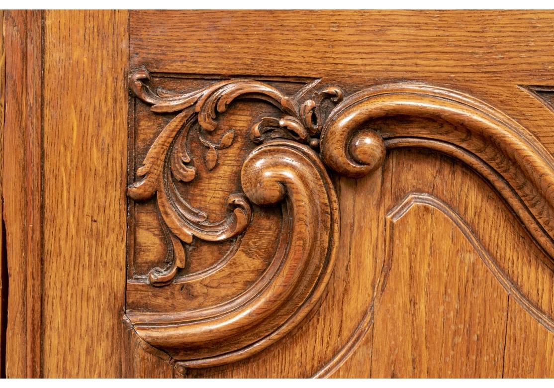 Französisch Land geschnitzt Eiche Sideboard mit Marmorplatte für die Wiederherstellung im Angebot 6