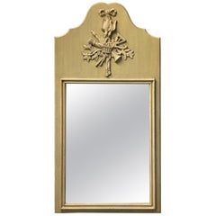 Miroir Trumeau en bois sculpté de style campagnard français