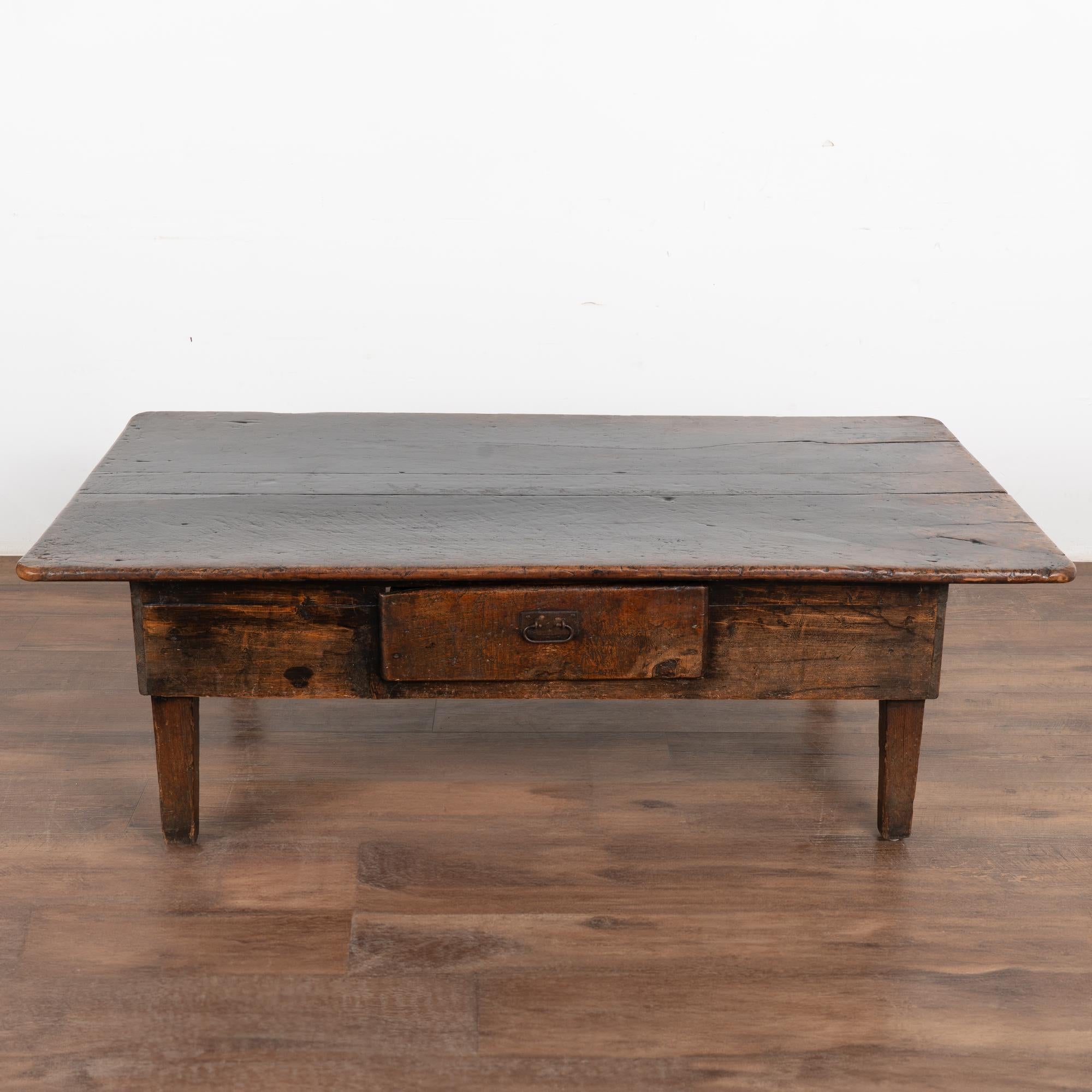 French Country Coffee Table With Single Drawer, Circa 1800-40 In Good Condition In Round Top, TX