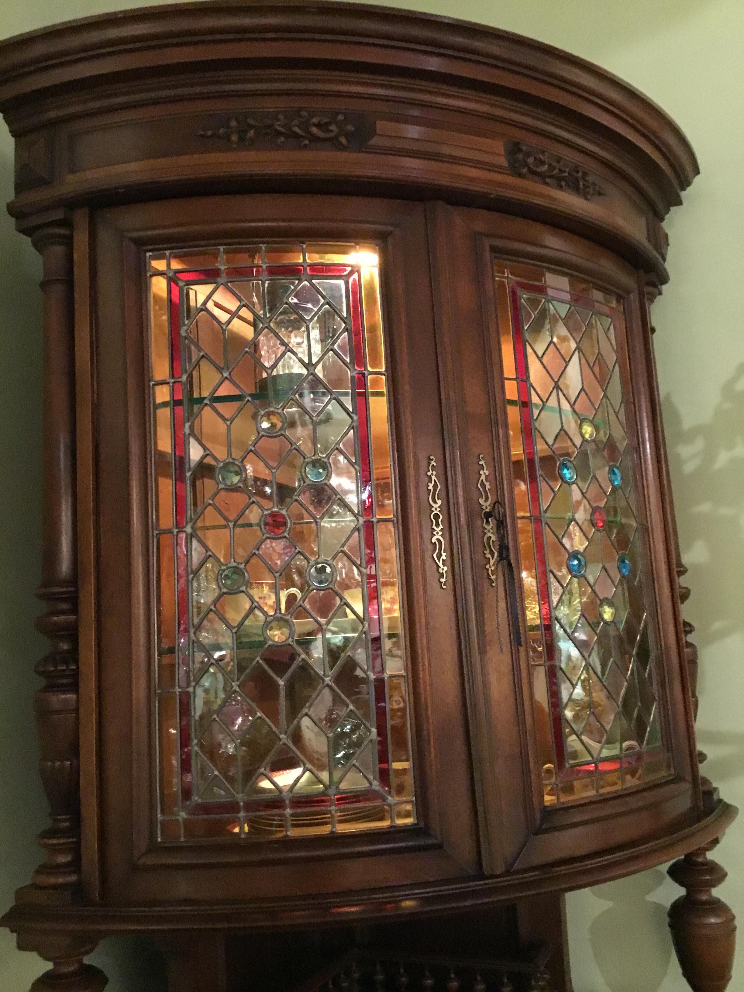 French Country Corner Cabinet with Stained Glass Doors, 19th Century, Oak 5
