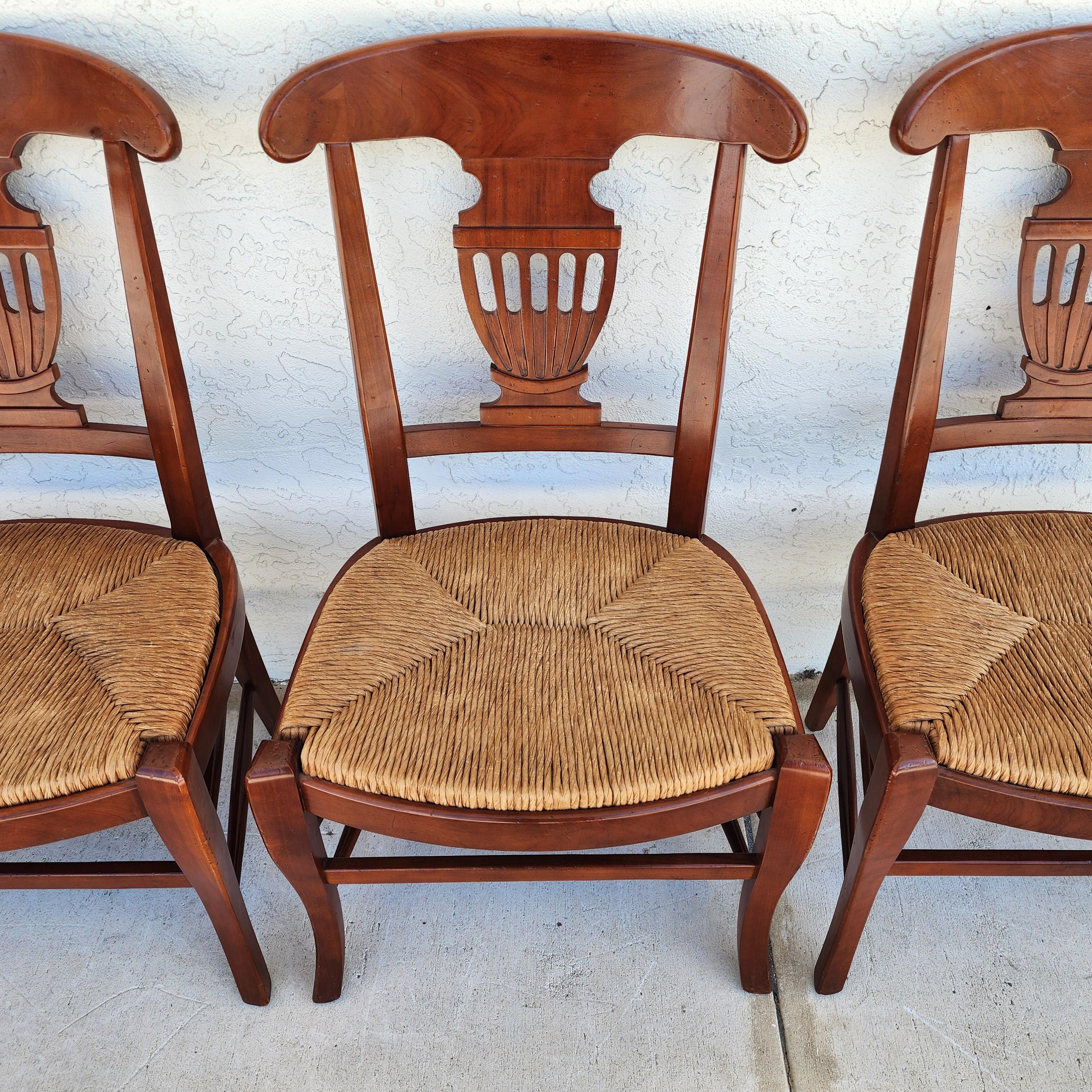Chaises de salle à manger de style campagne française par HICKORY CHAIR CO Ensemble de 4 en vente 3