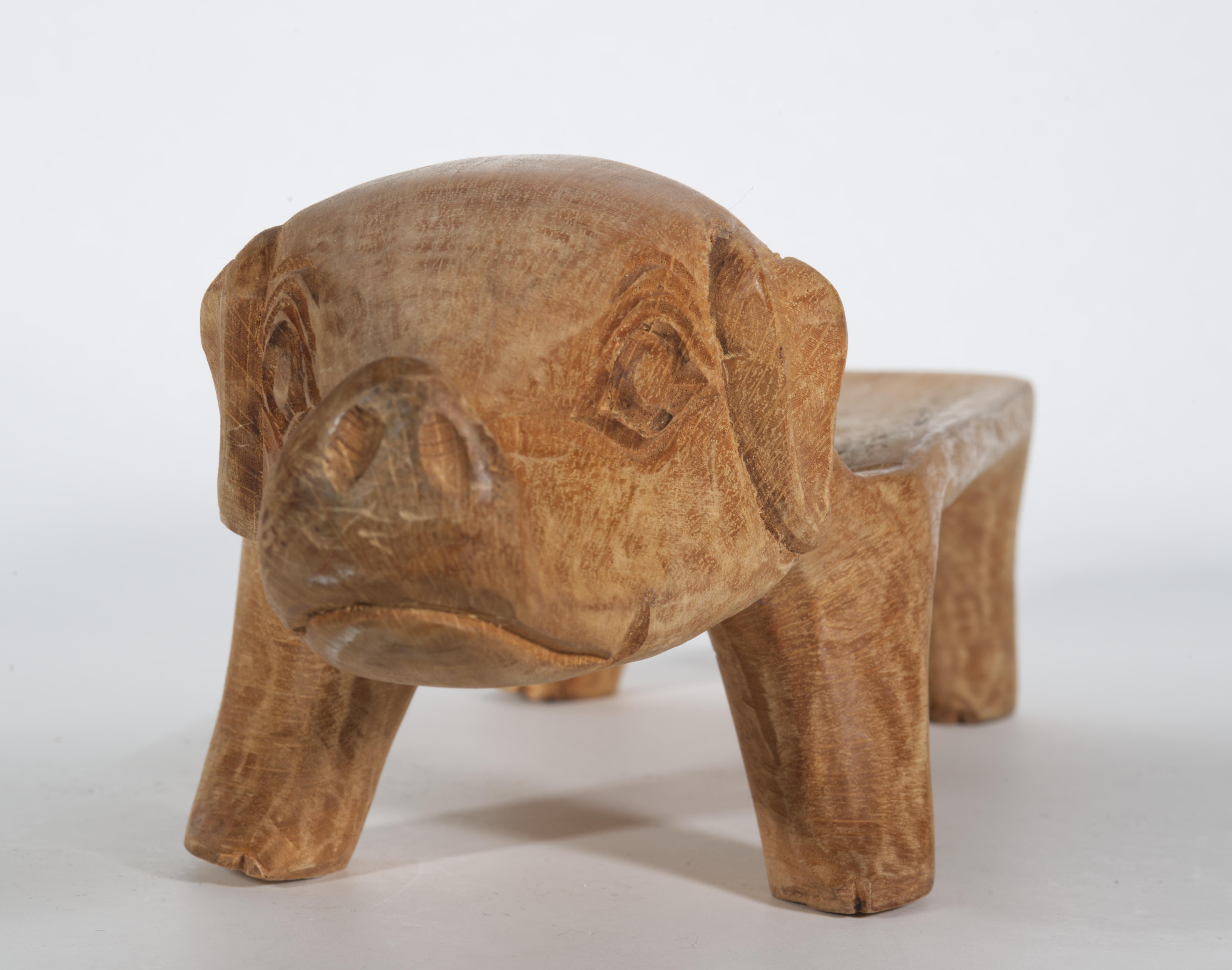 Französisch Land Servierplatte geschnitzt Eiche Schwein Skulptur im Angebot 7