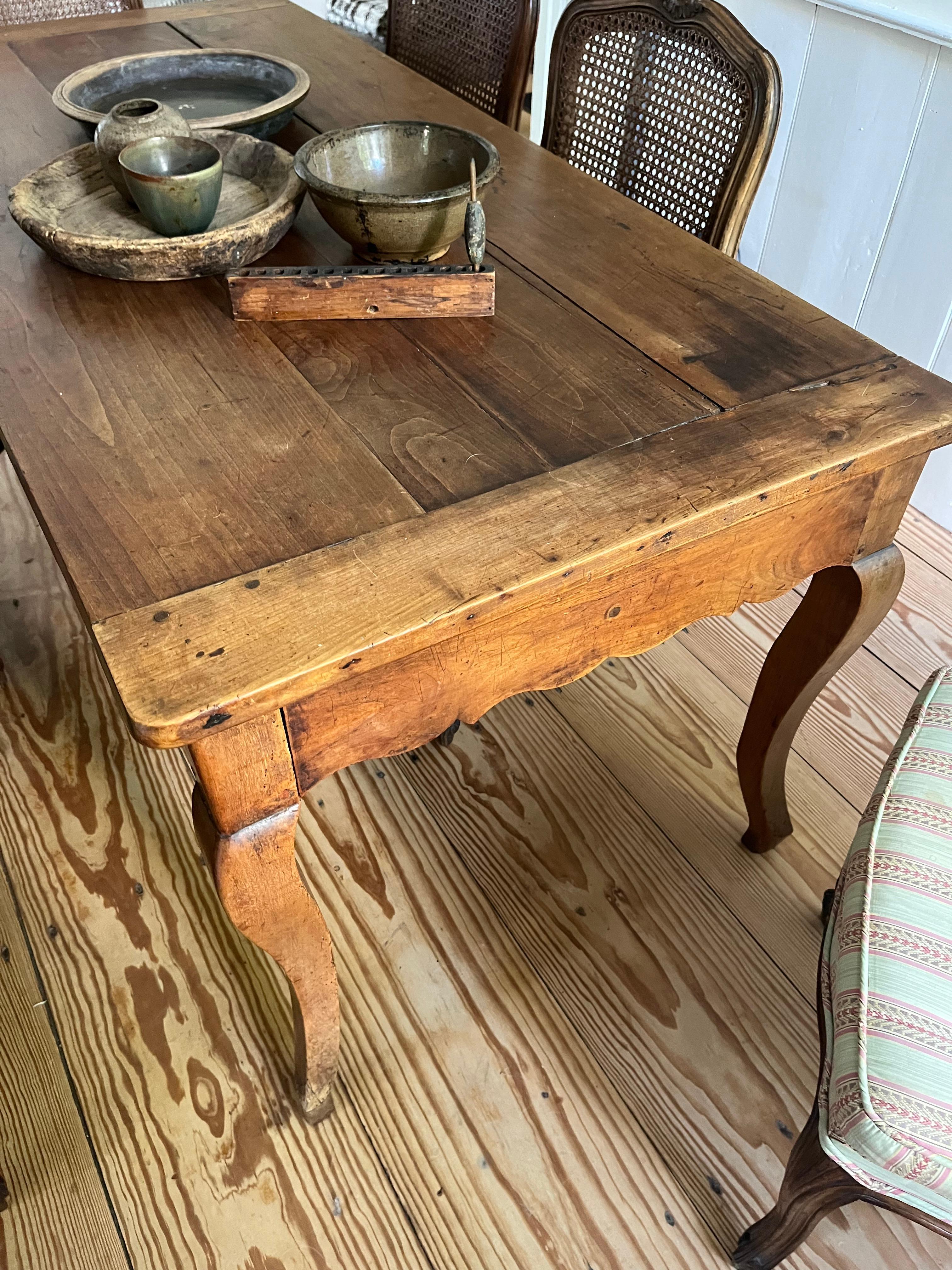 French Country Farm Table in Cherry For Sale 7