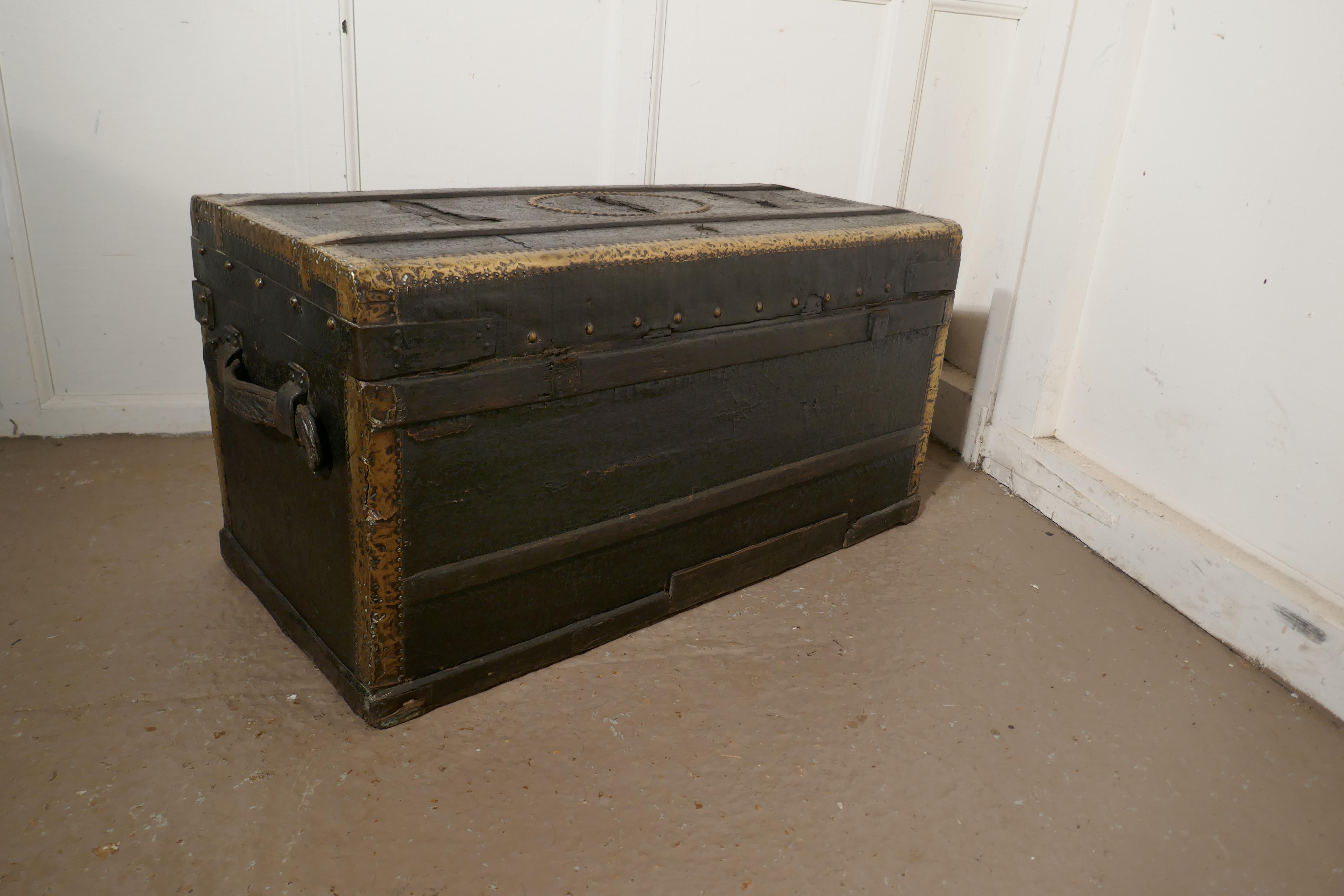 French Country House Chic Leather and Brass Bound Chest For Sale 3