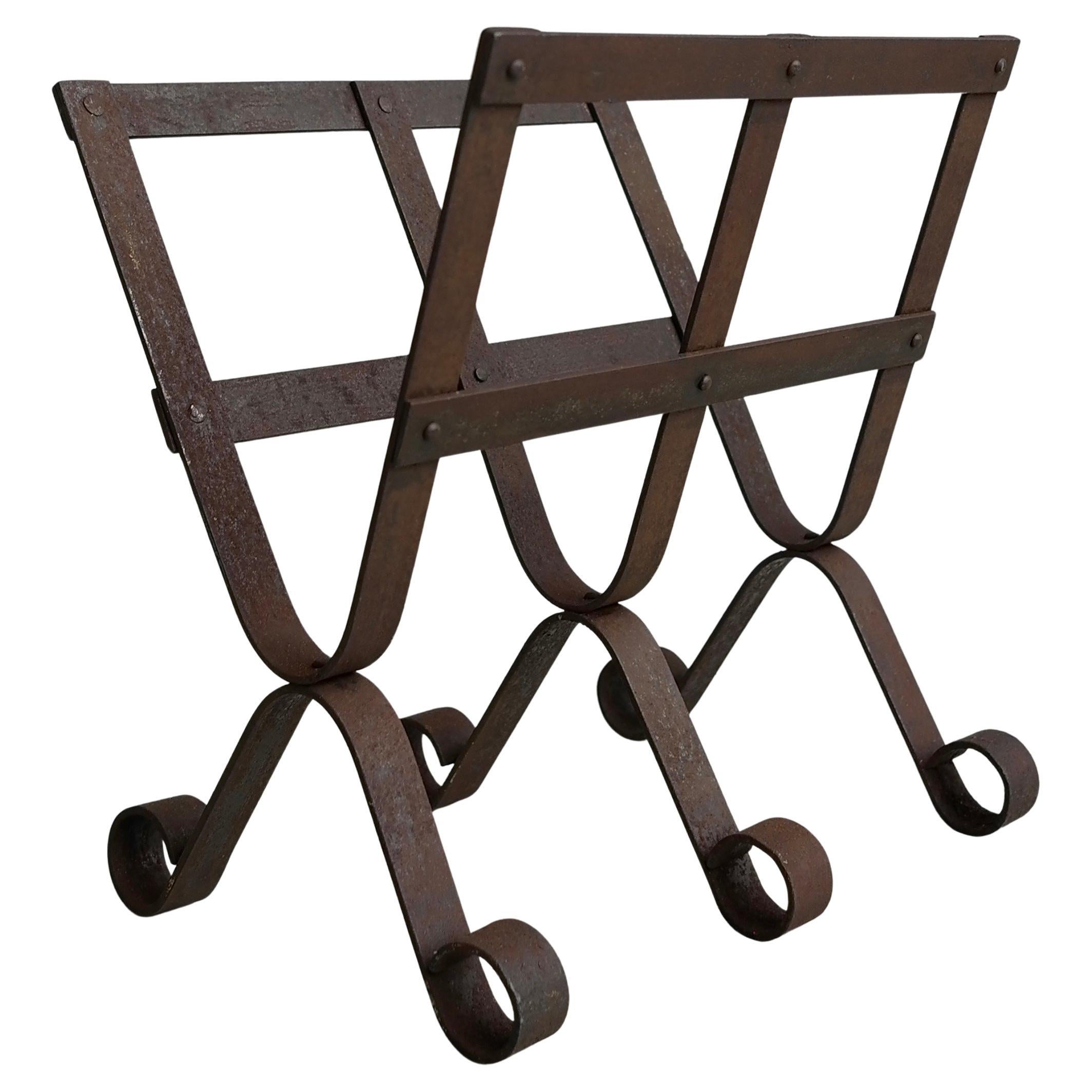 French Country House Wrought Iron and Metal Log Holder 1920's

In good vintage condition with loads of patina and wear (rusty but this is the country style you want to create in your living)