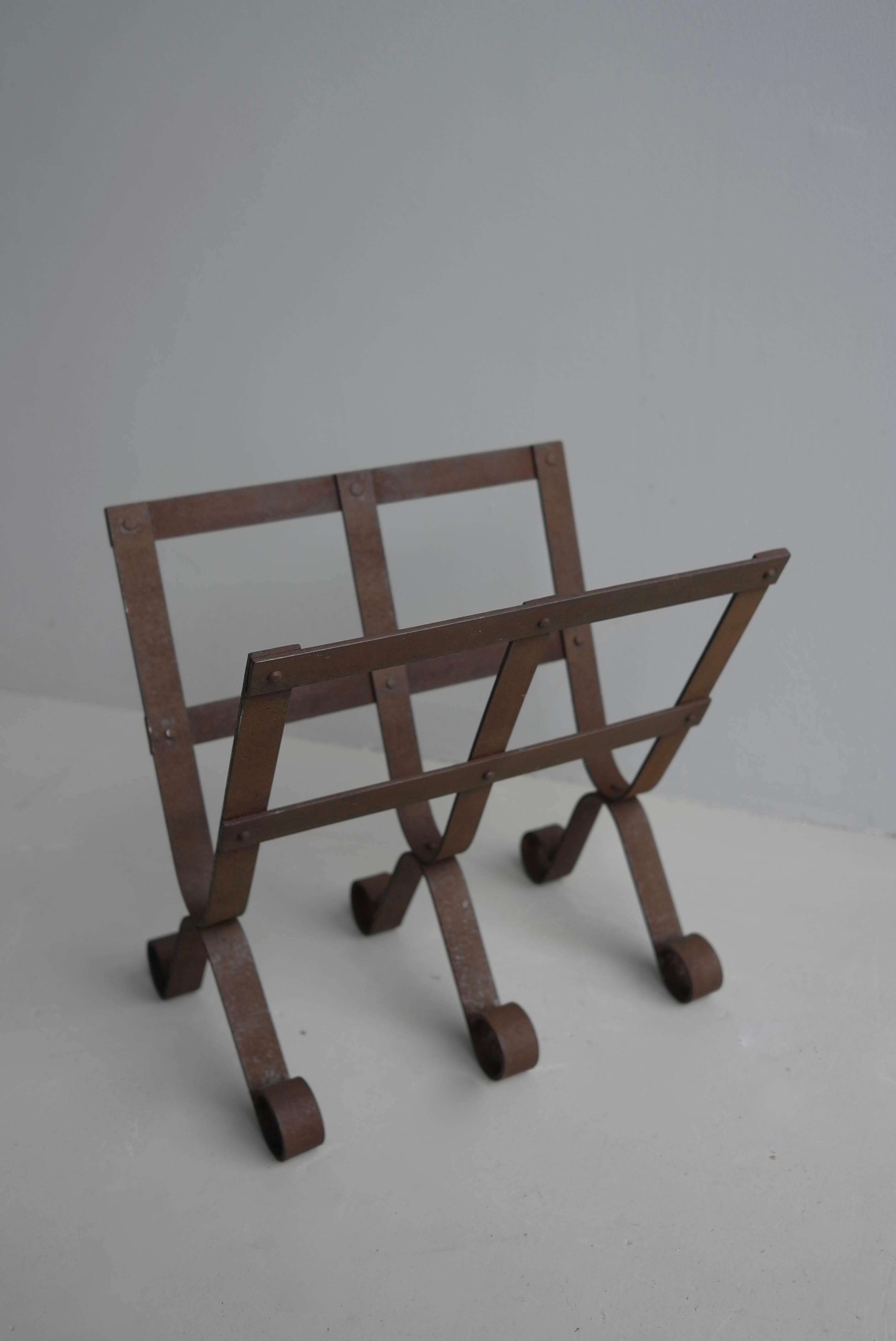 French Country House Wrought Iron and Metal Log Holder 1920's In condizioni buone in vendita a Den Haag, NL