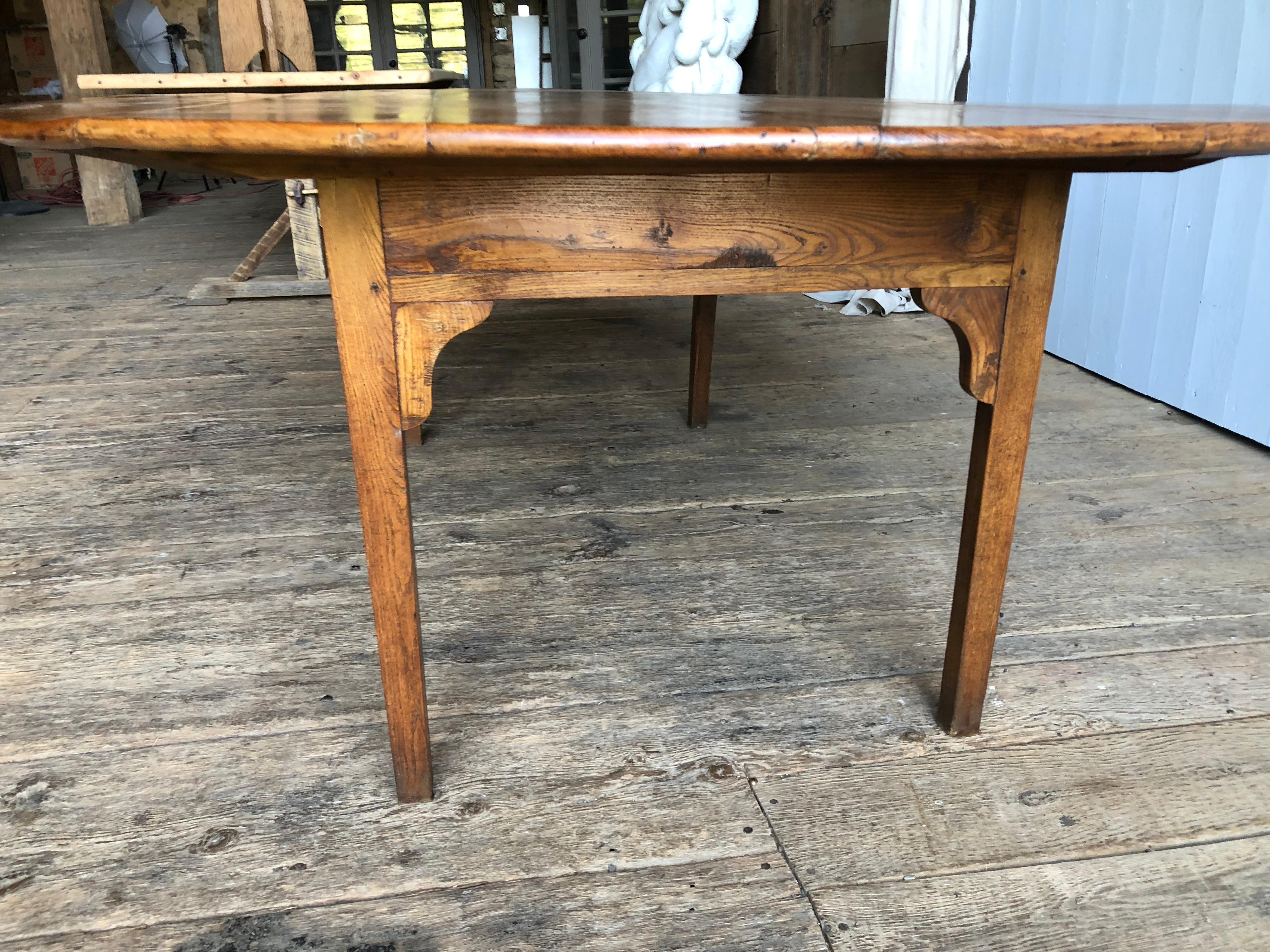 French Country Large Oval Farm Table 5