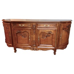Buffet en bois fruitier de style Louis XV Country français, plateau en parqueterie