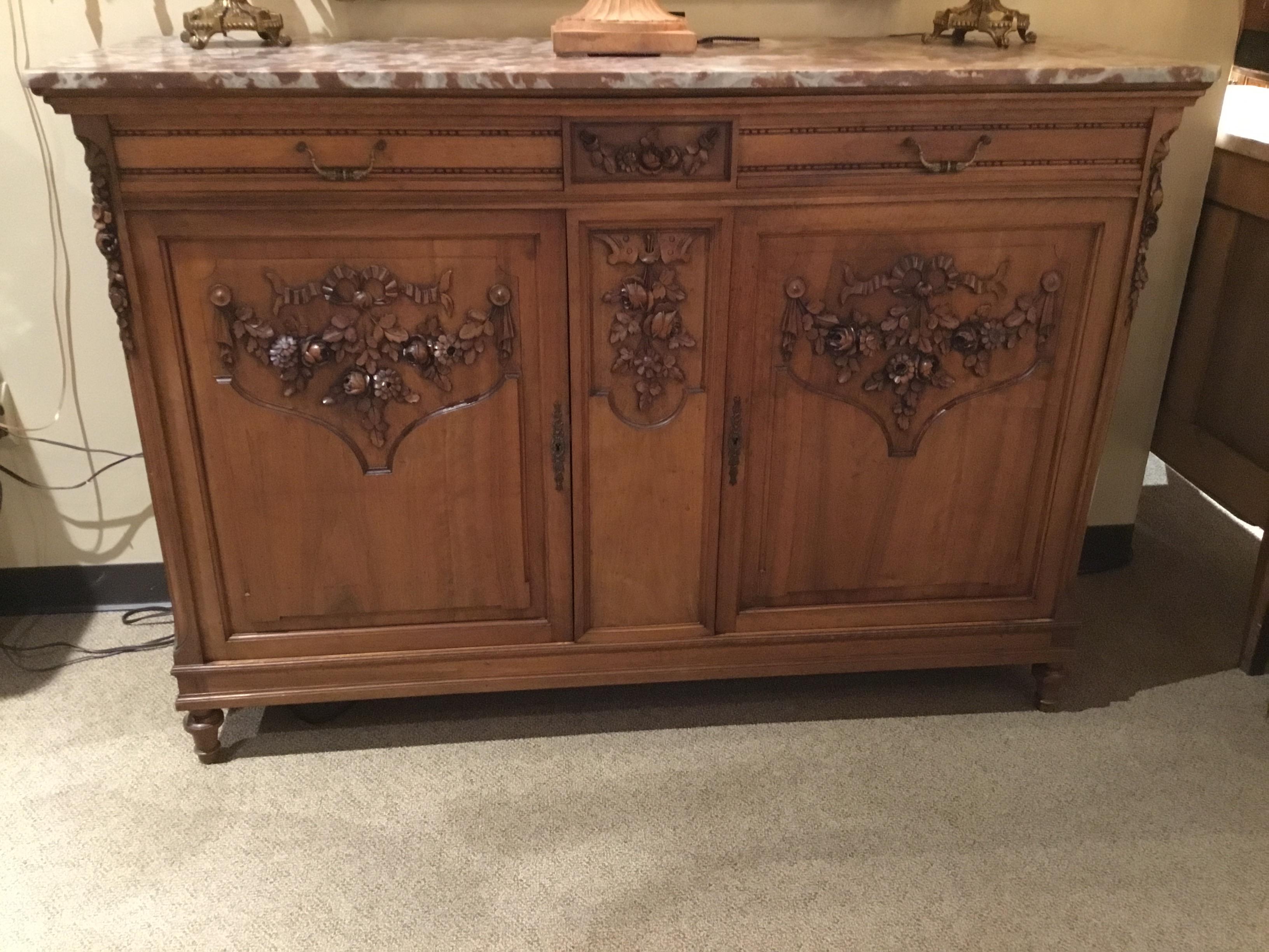 French Country Marble-Top Buffet/Sideboard, 19th Century, Walnut Hand Carved In Good Condition For Sale In Houston, TX