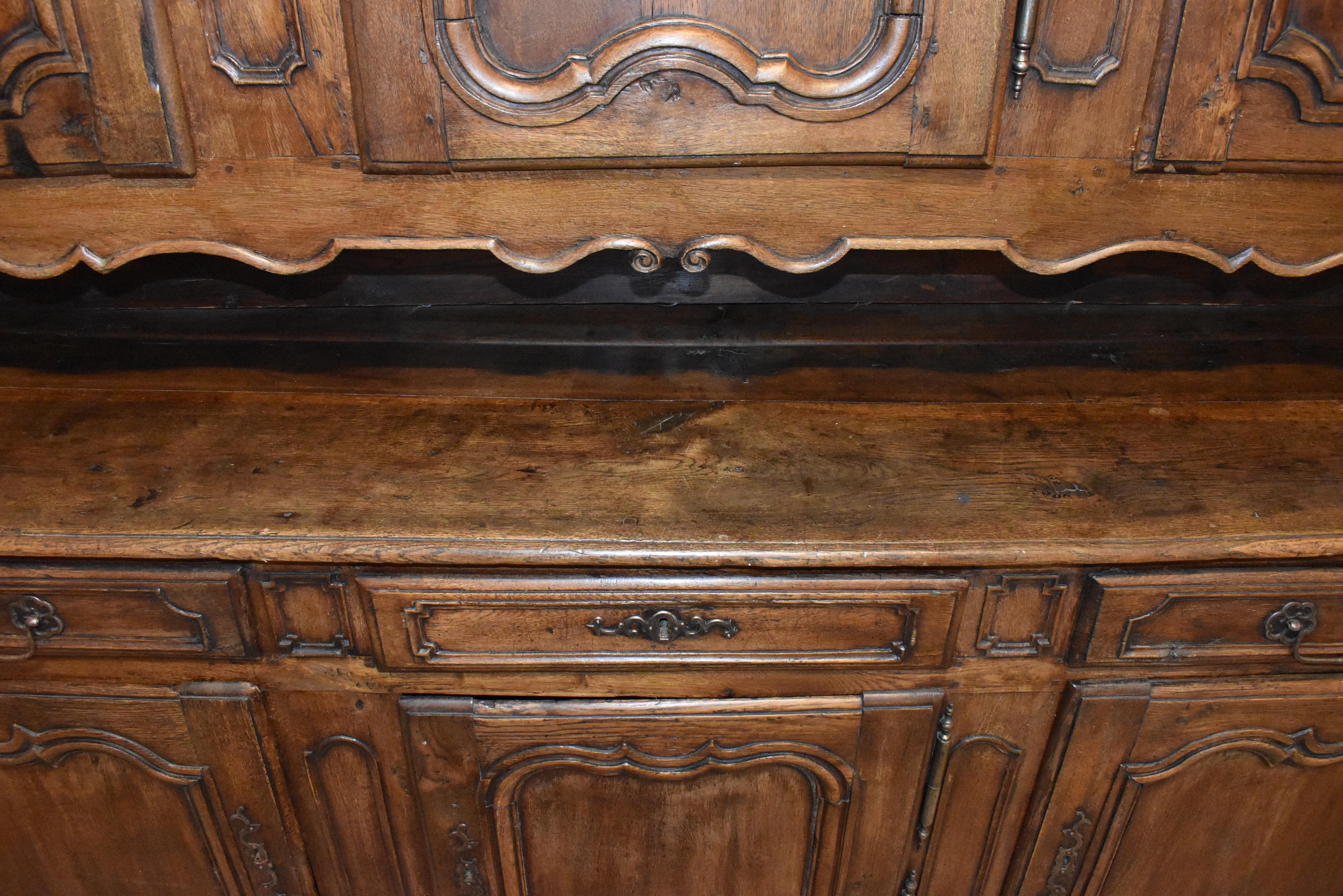 Cabinet Deux Corps in Oak, circa 1860 In condizioni buone in vendita a Evergreen, CO