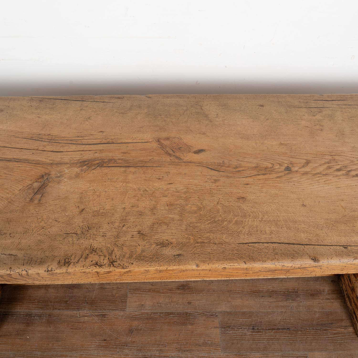 French Country Oak Dining Table, circa 1900-20 For Sale 5