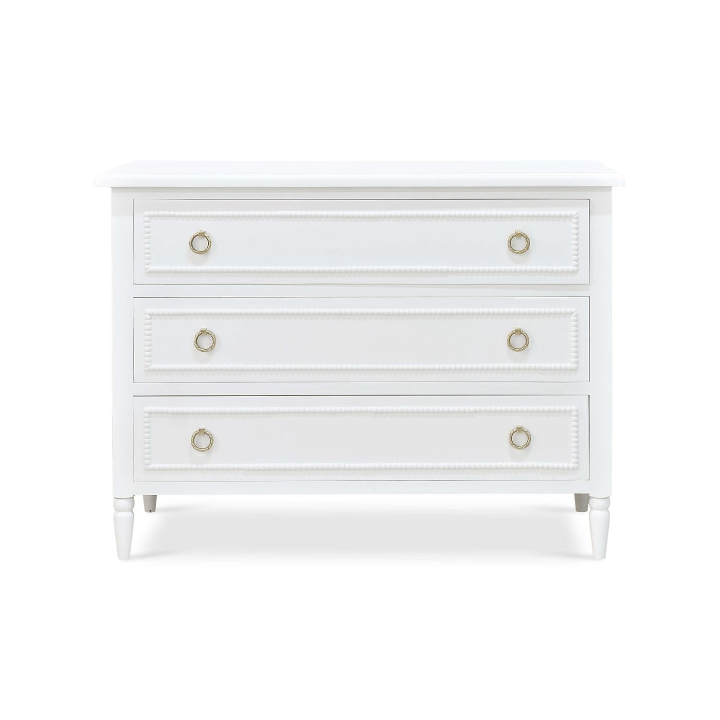 Provincial français Commode peinte à la française en vente