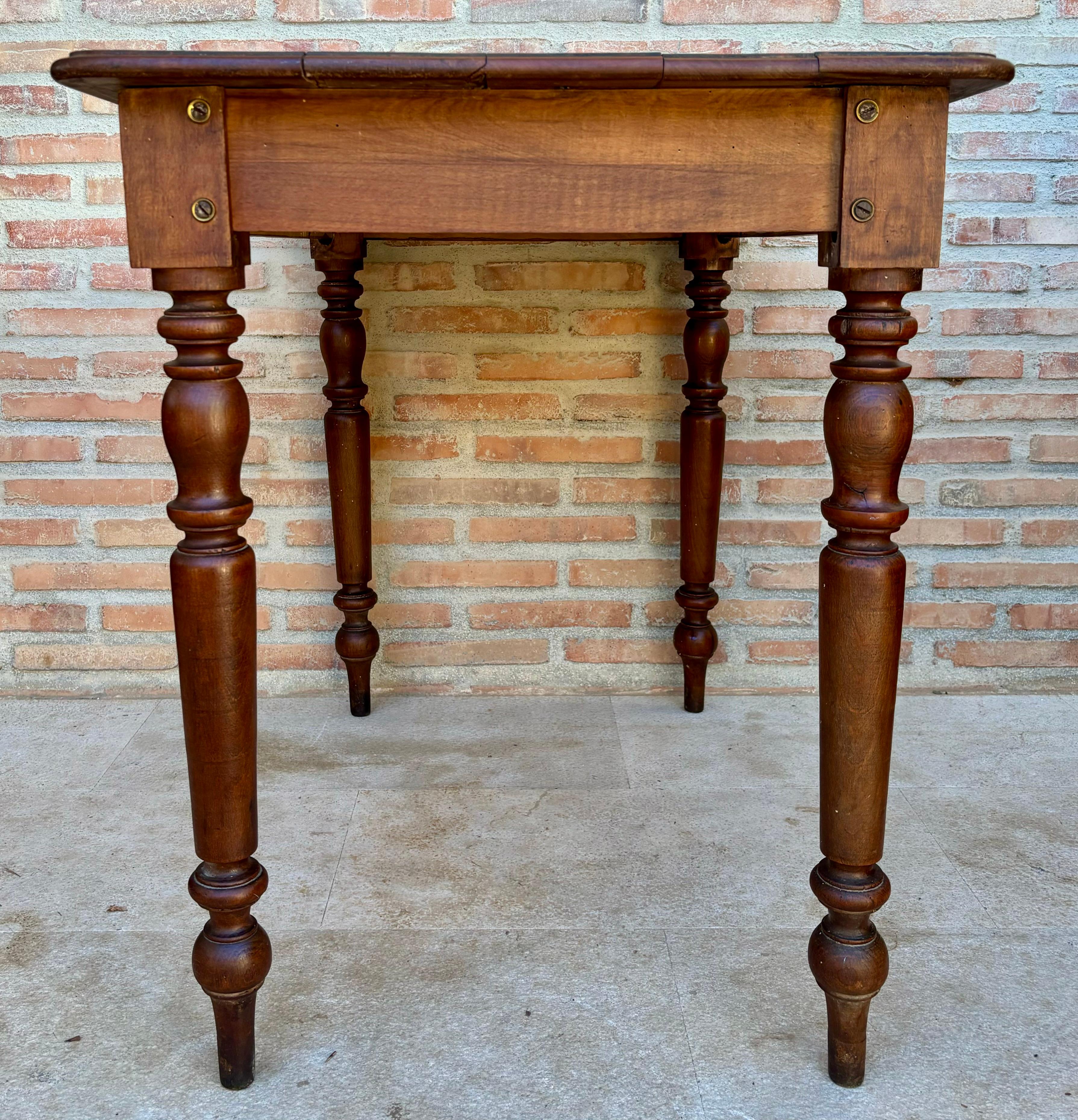 Tavolo da lavoro French Country in pino e Oak, anni '20 in vendita 4