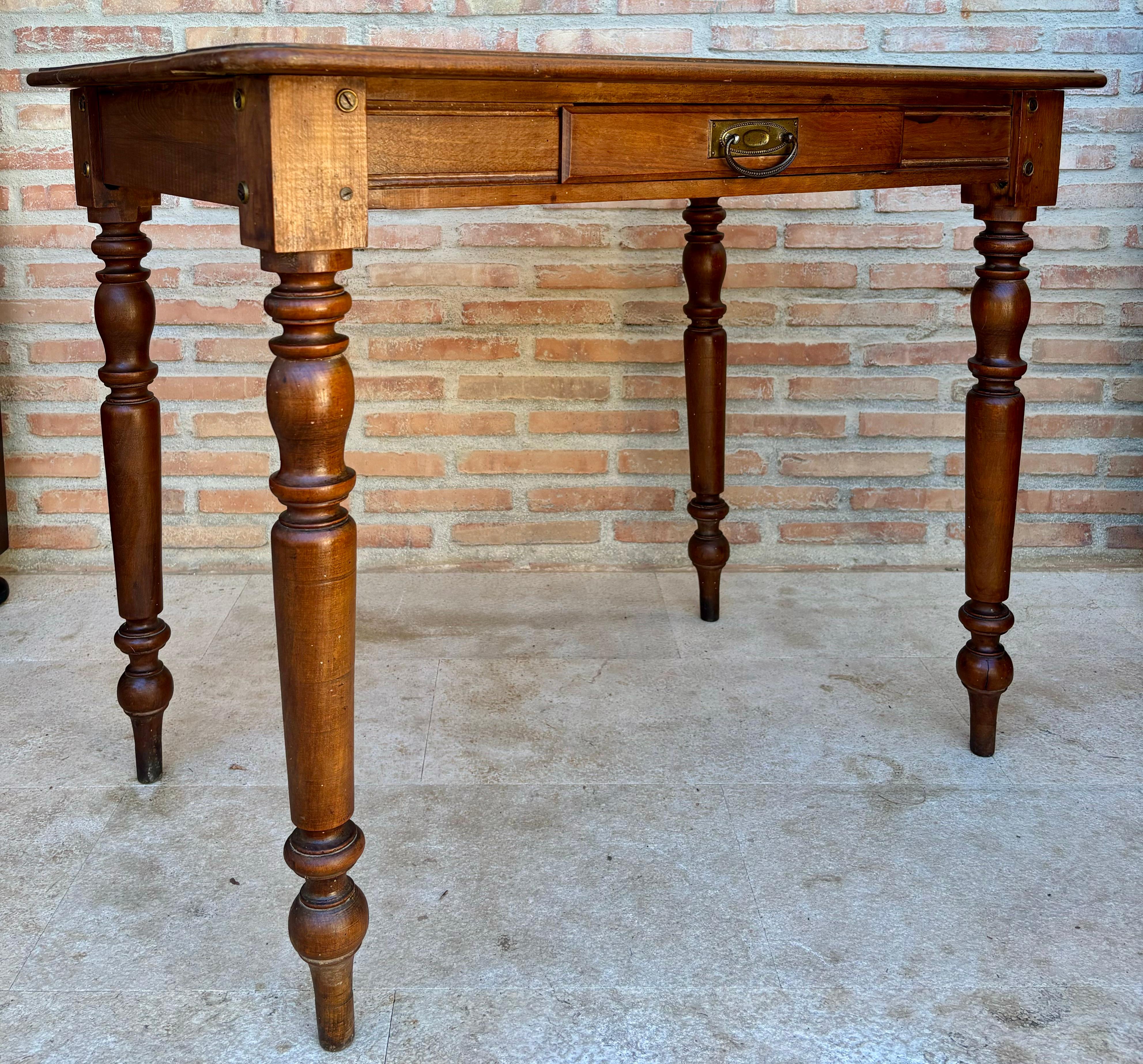 Stile provenzale Tavolo da lavoro French Country in pino e Oak, anni '20 in vendita