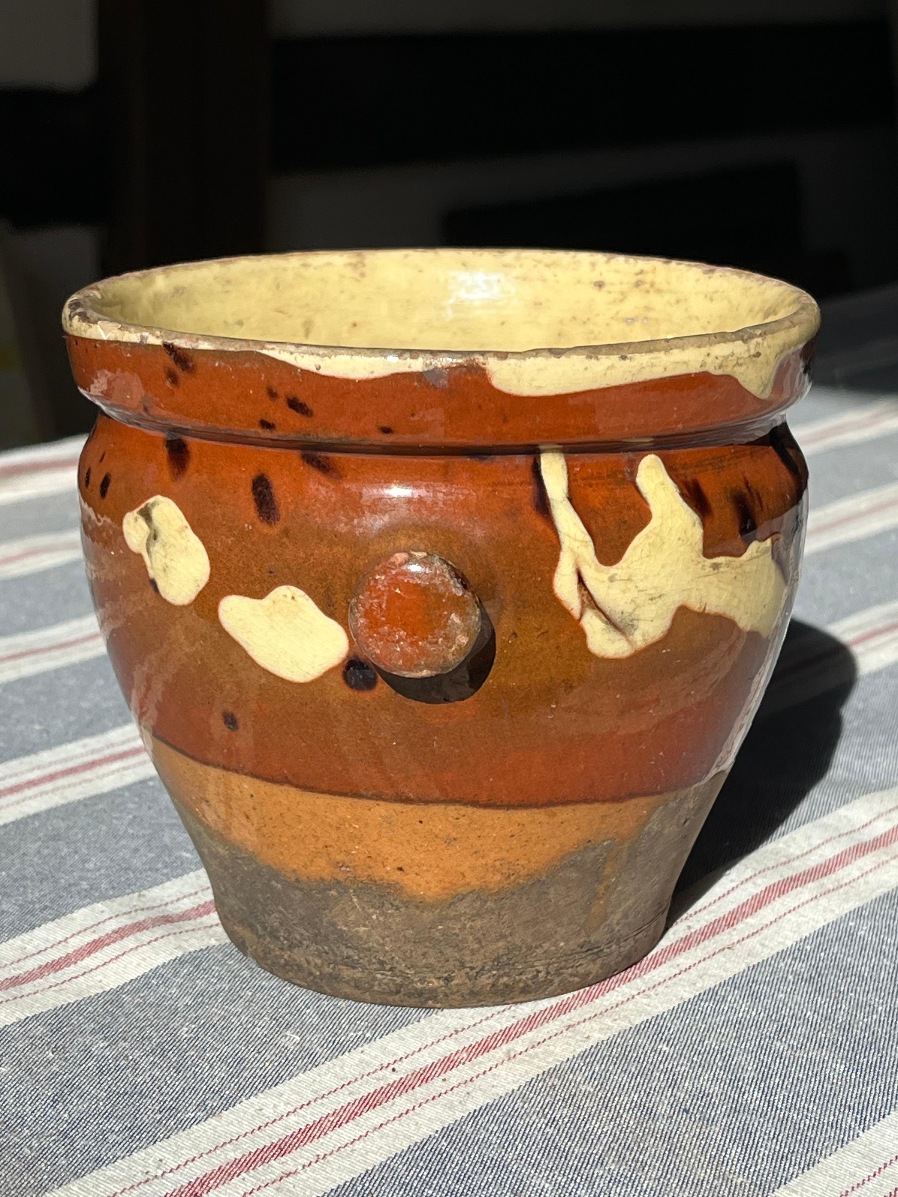 French Country Pot, Jaspe In Good Condition In Doylestown, PA