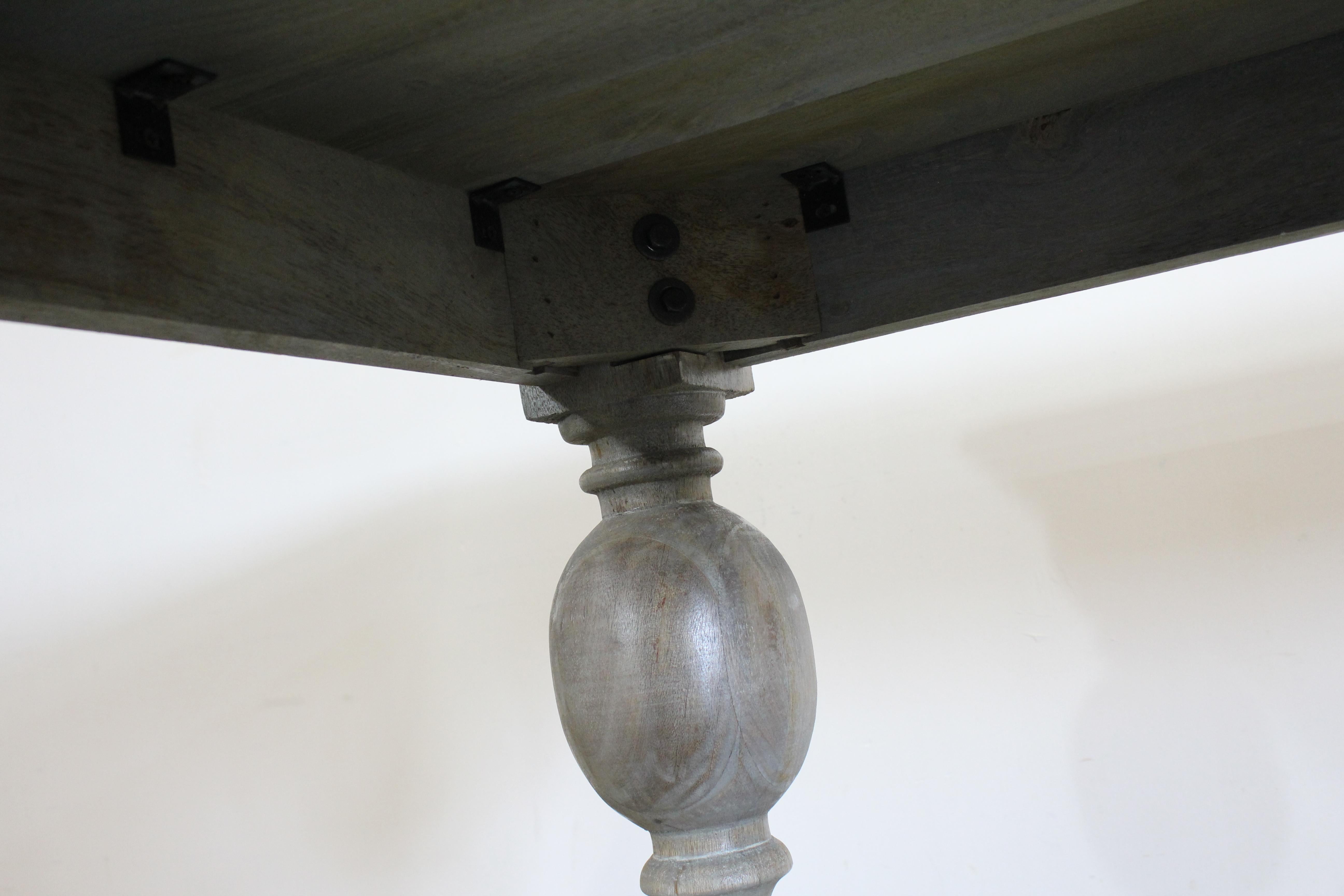 Table de salle à manger de ferme gris rustique de style campagnard français de 203 cm en vente 6