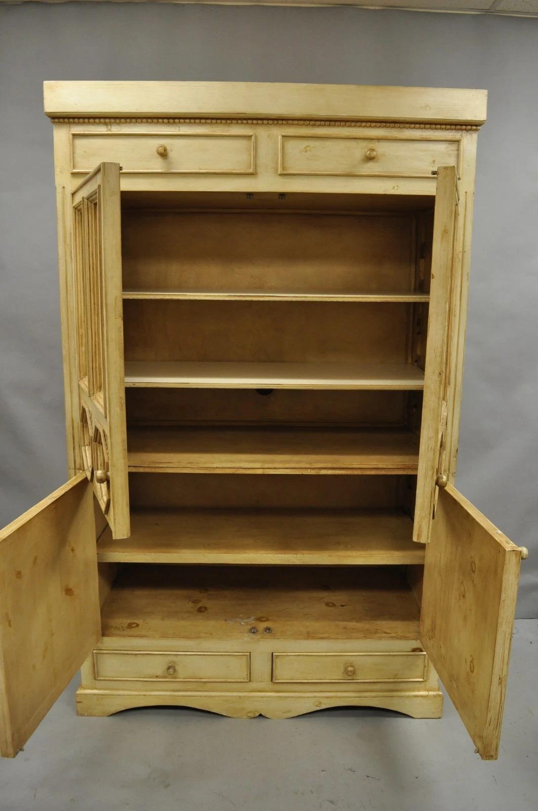 Französisch Land Provincial Distressed Kiefer knotig Holz 2 Teil Schrank Kabinett (Sonstiges) im Angebot